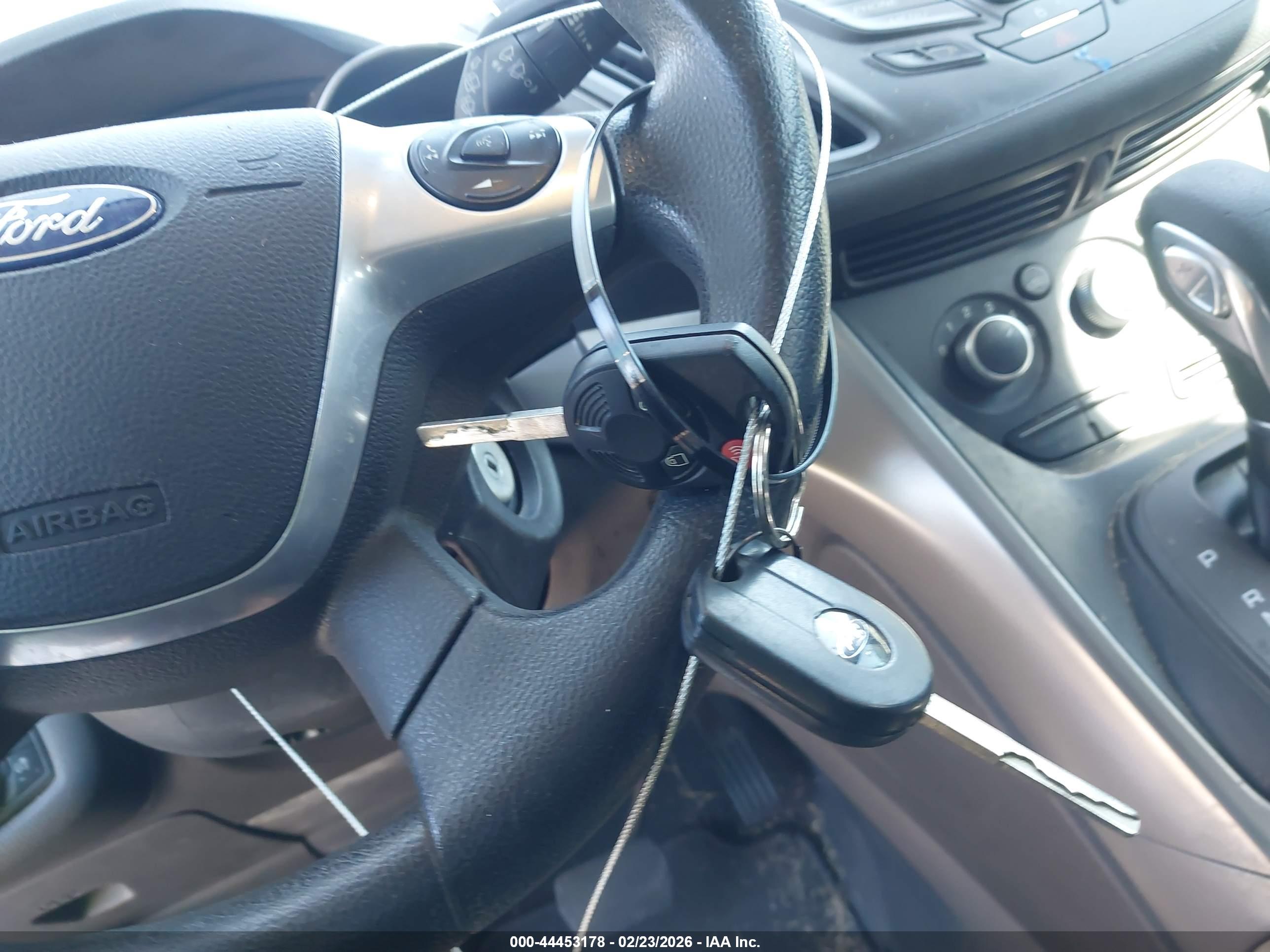FORD ESCAPE image 11
