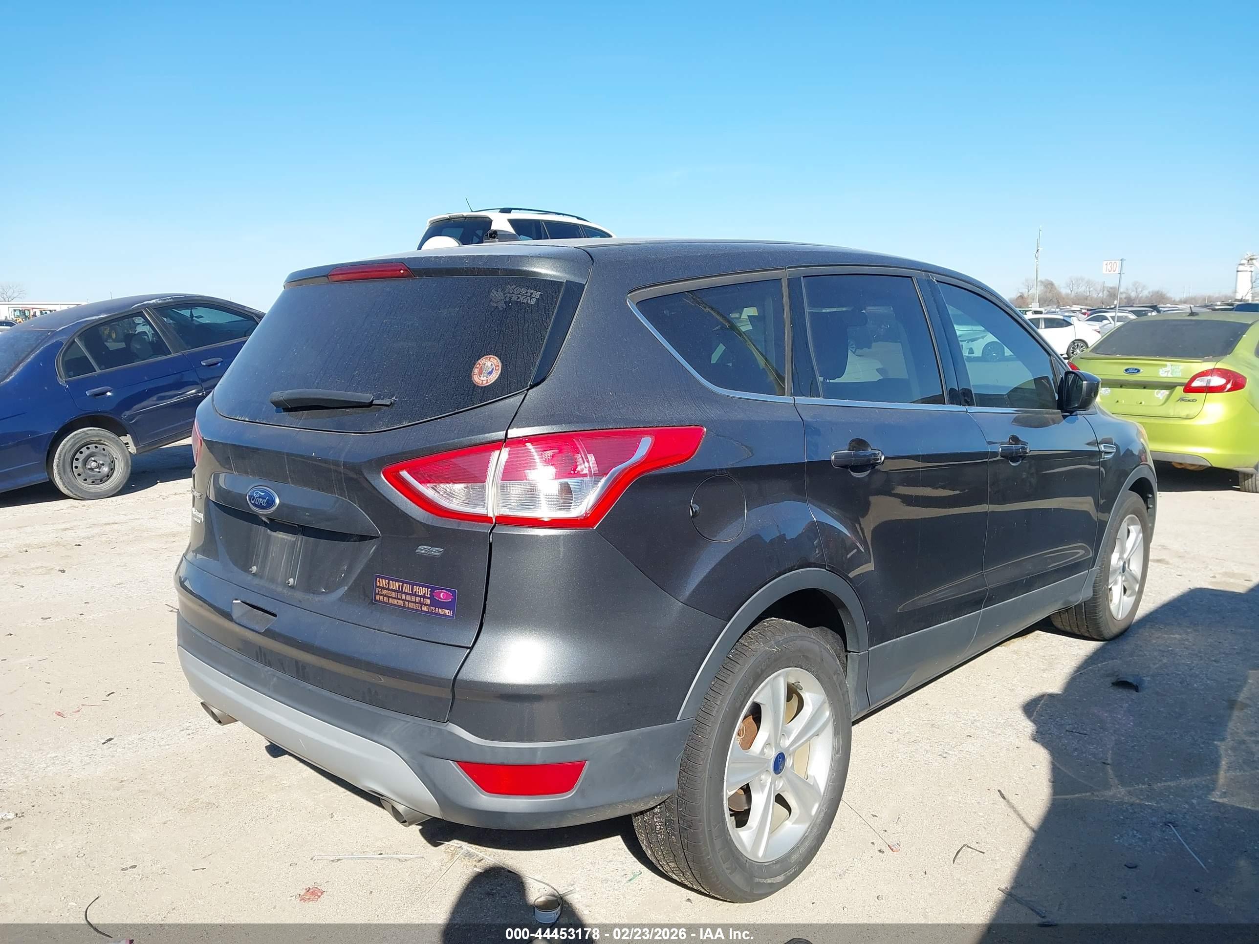 FORD ESCAPE image 4