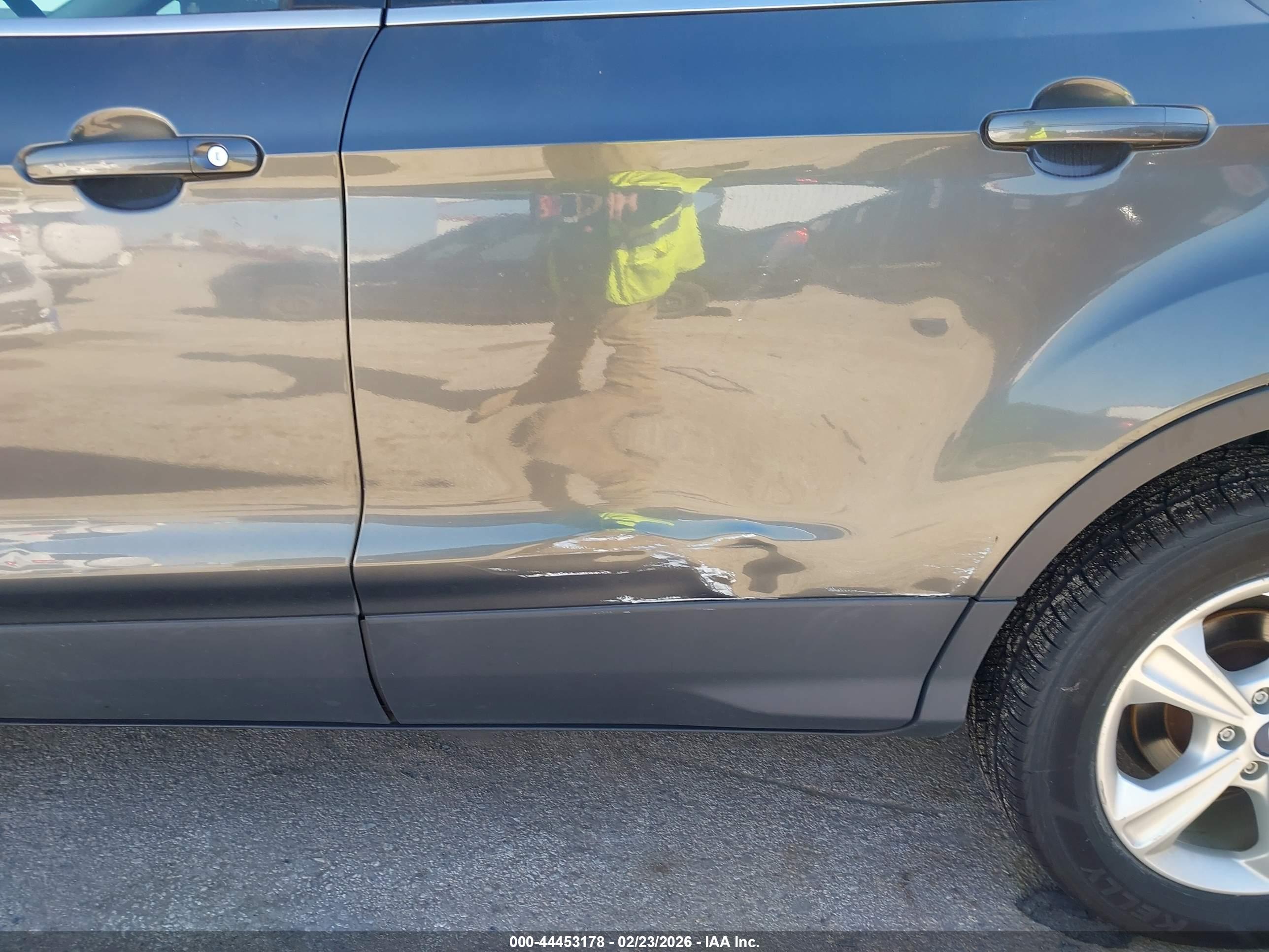 FORD ESCAPE image 6