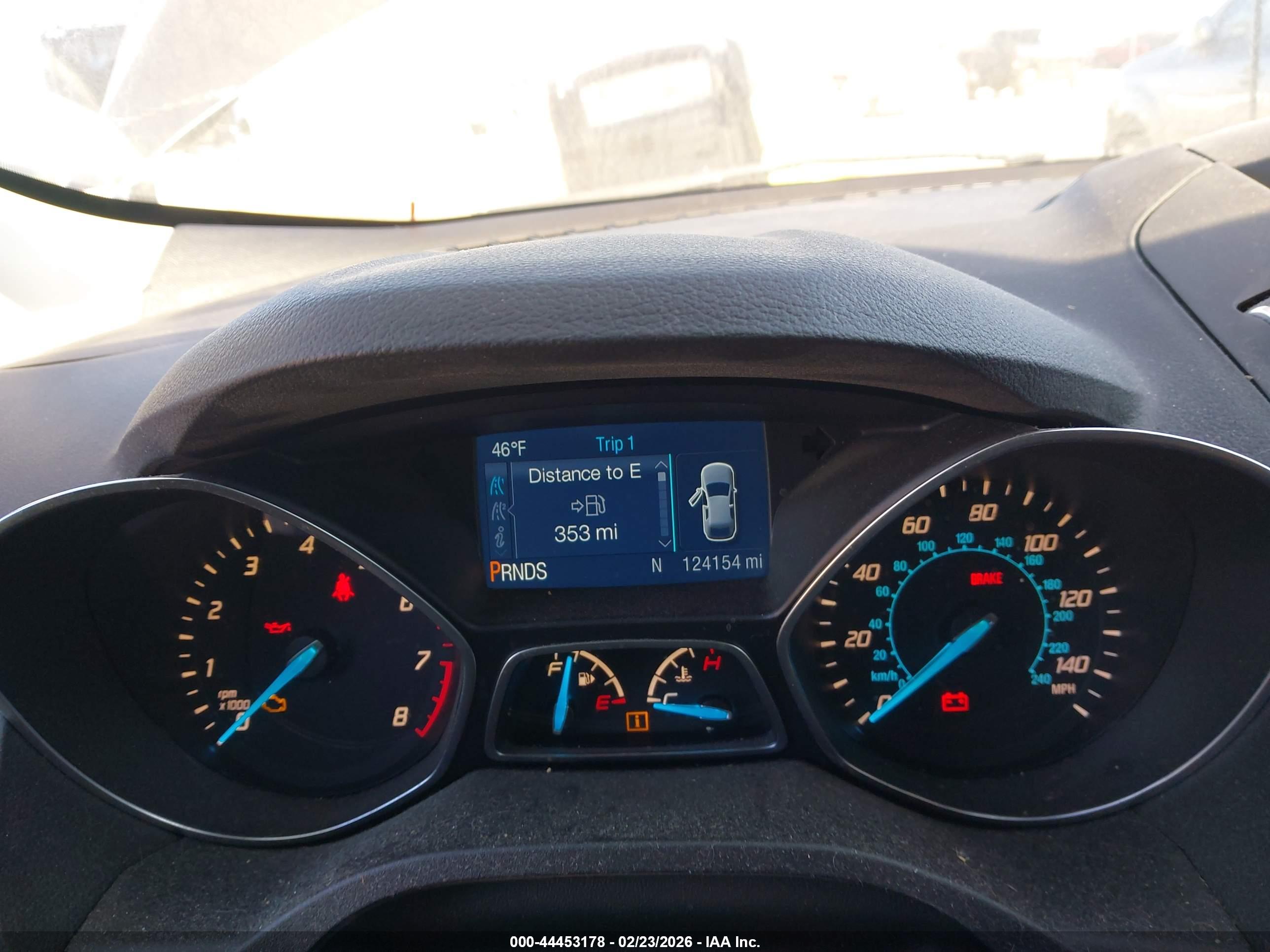 FORD ESCAPE image 7