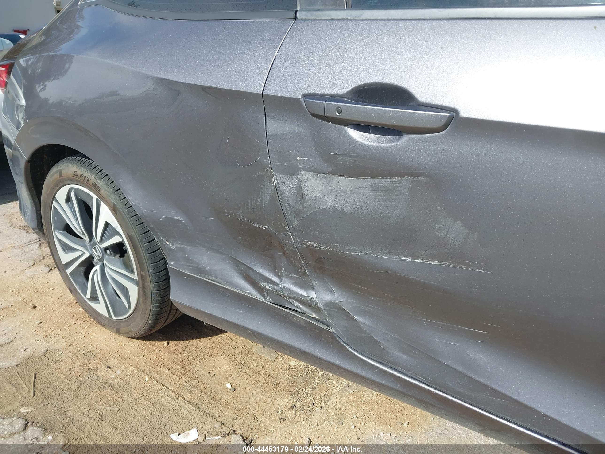 HONDA CIVIC image 6