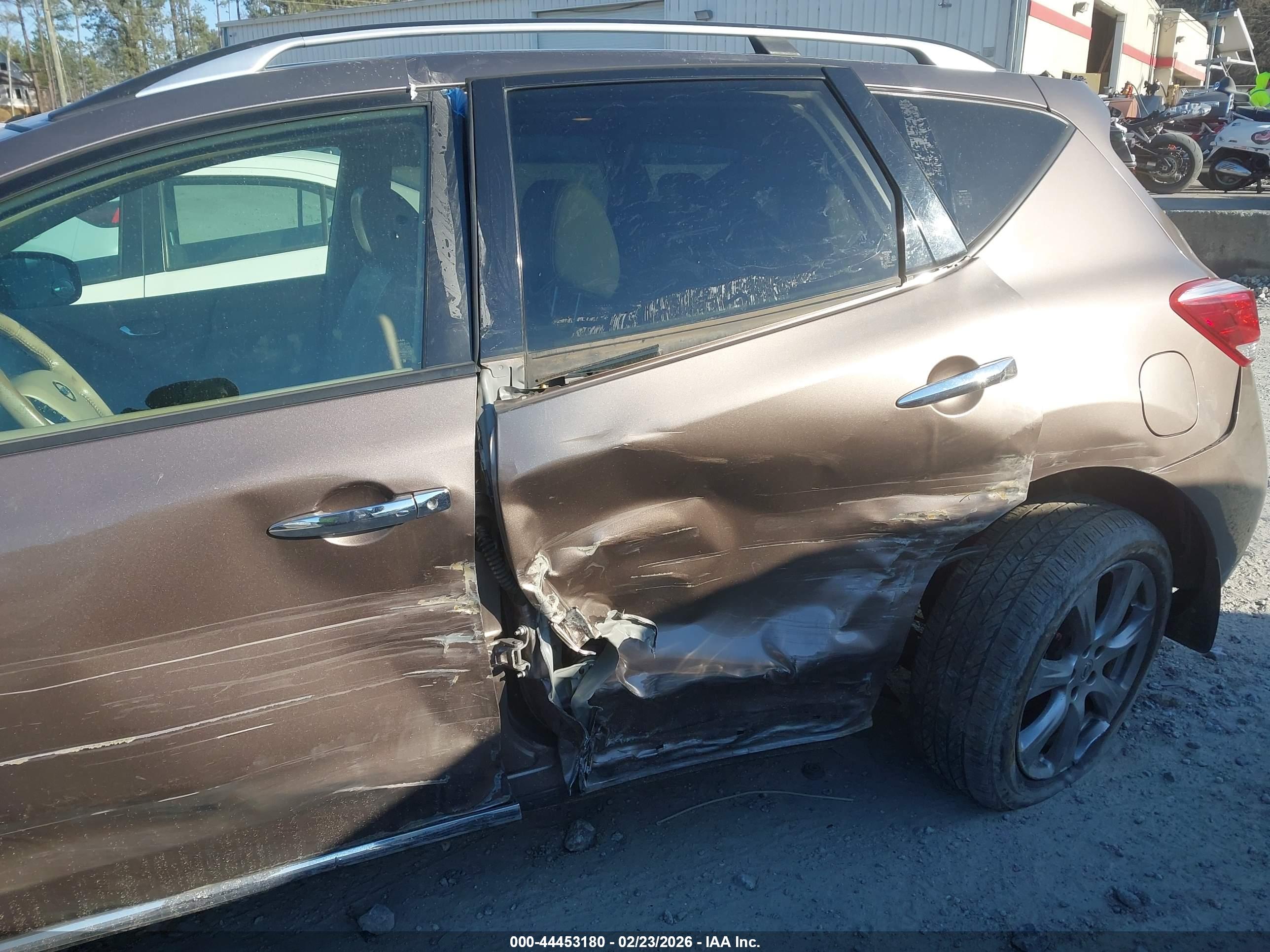 NISSAN MURANO image 6