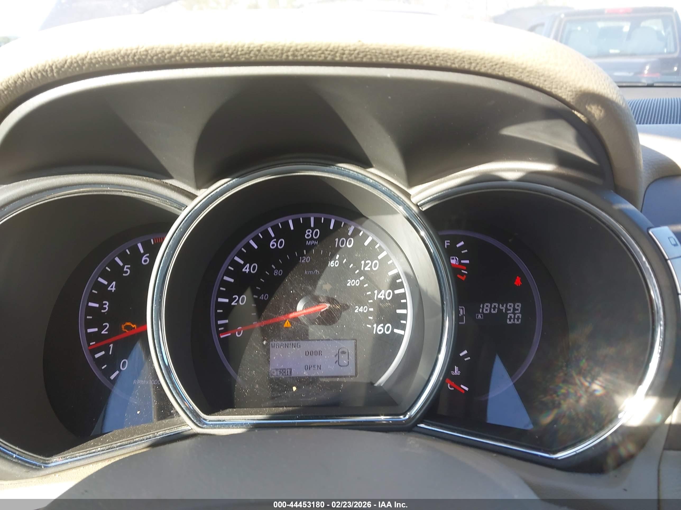 NISSAN MURANO image 7