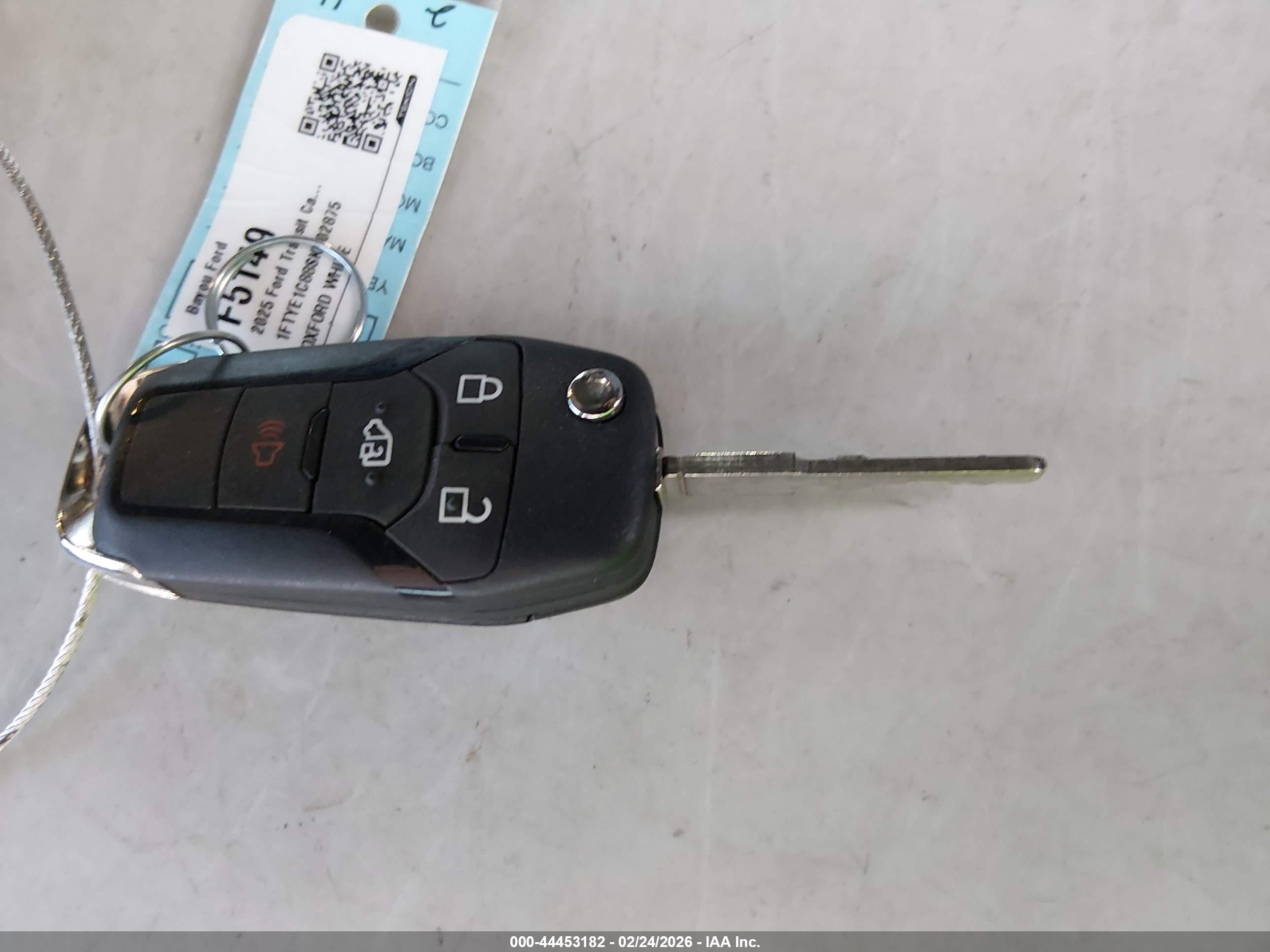 FORD TRANSIT-150 image 11