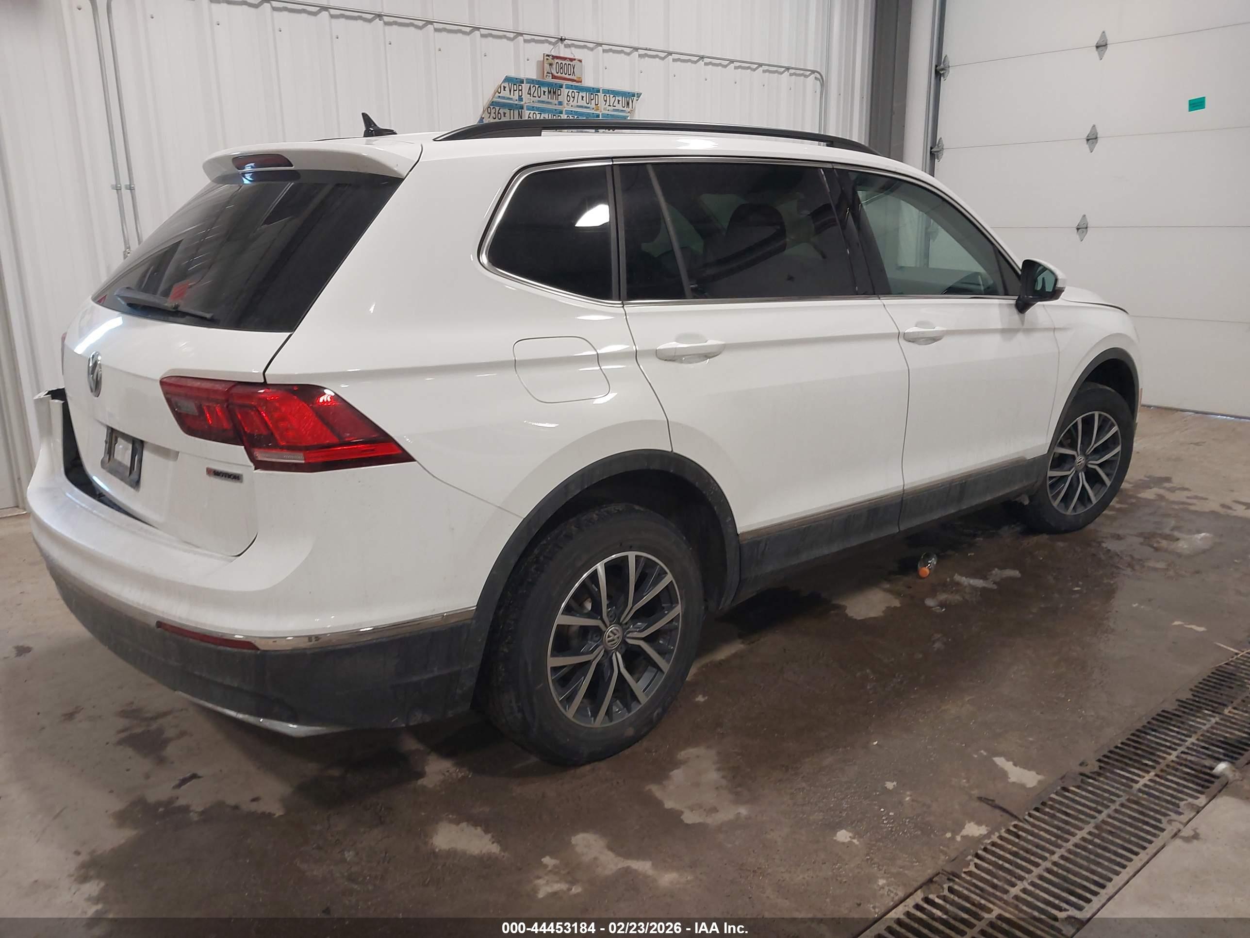 VOLKSWAGEN TIGUAN image 4