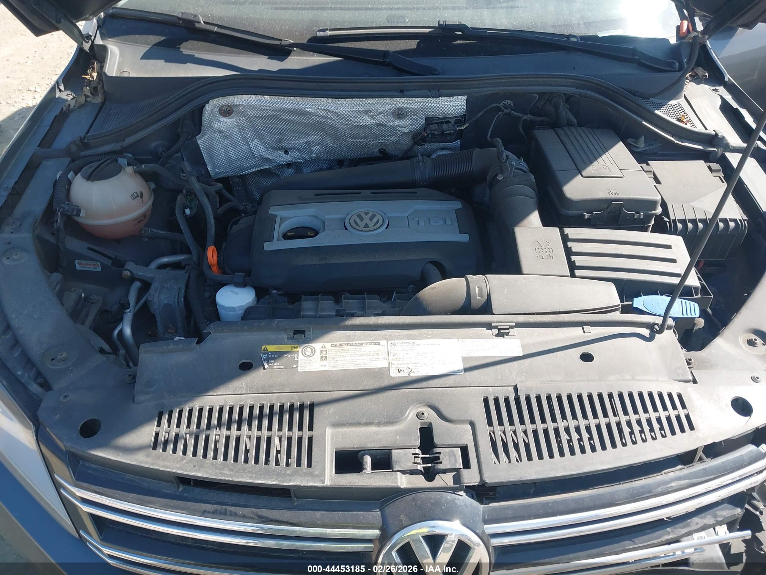 VOLKSWAGEN TIGUAN image 10