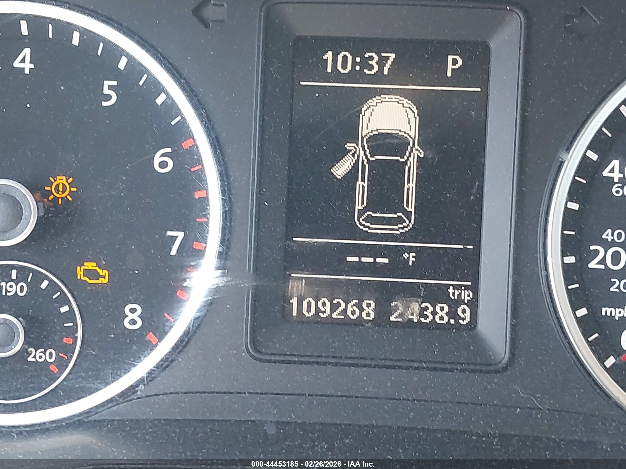 VOLKSWAGEN TIGUAN image 7