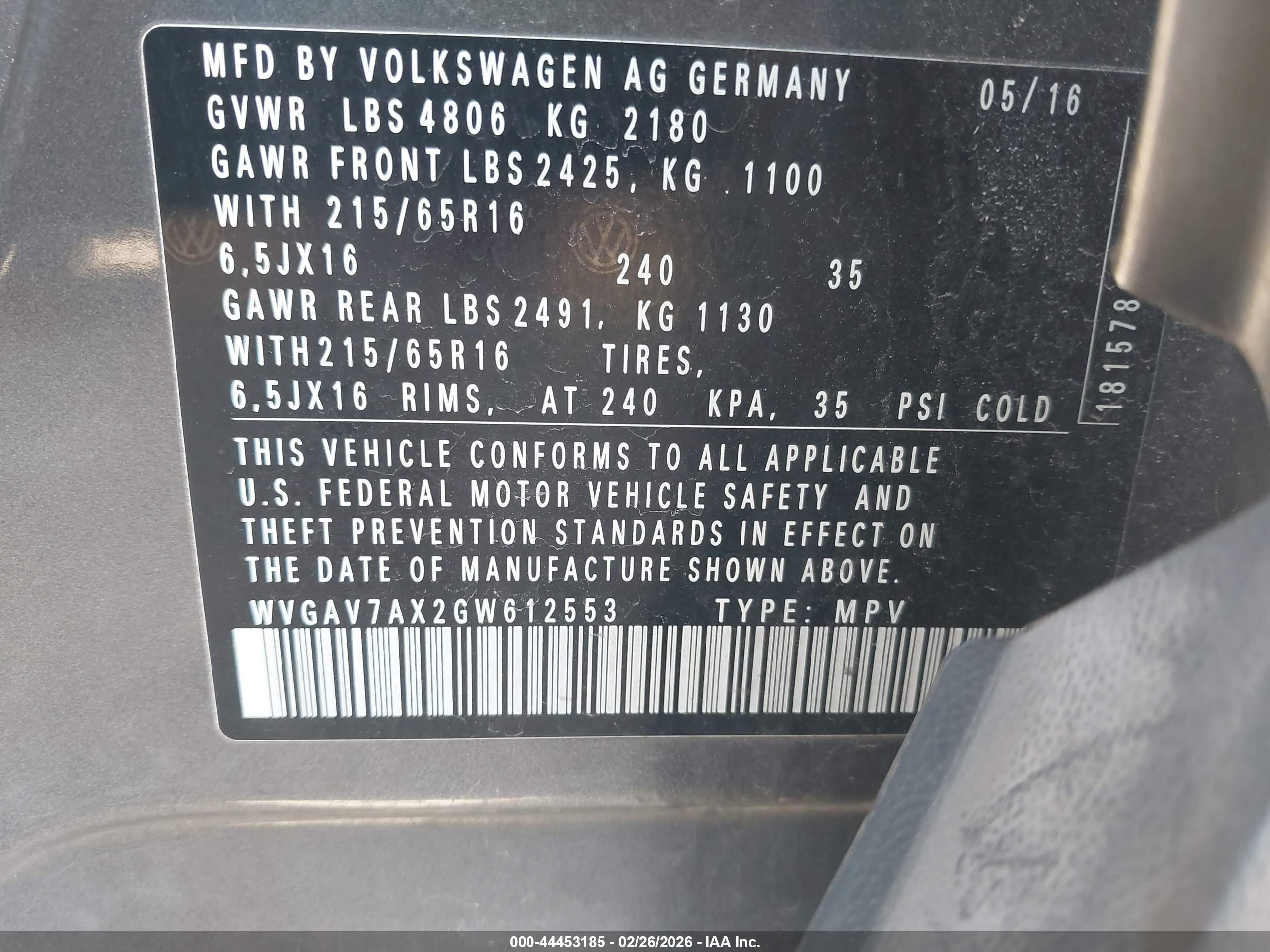 VOLKSWAGEN TIGUAN image 9