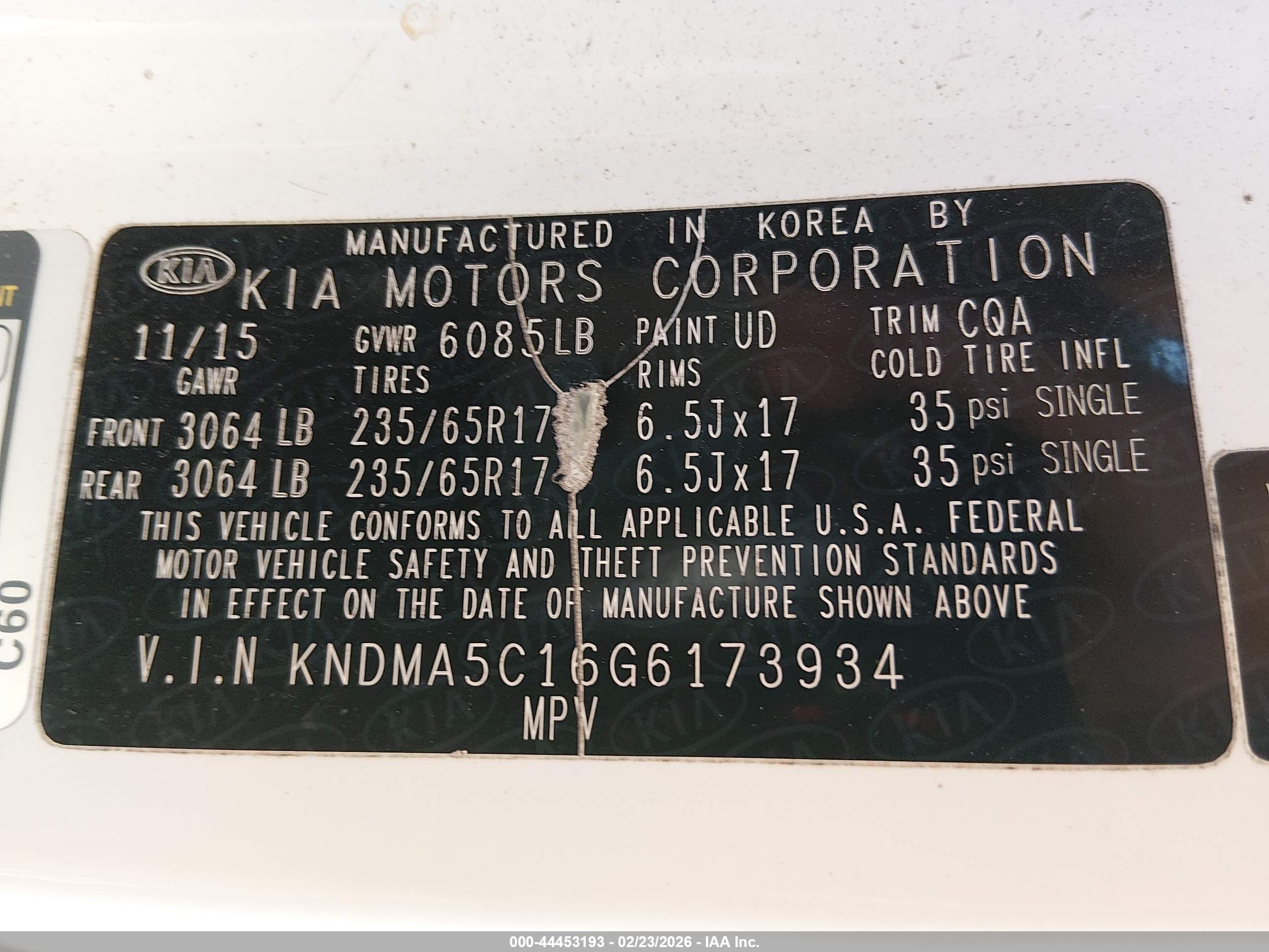 KIA SEDONA image 9