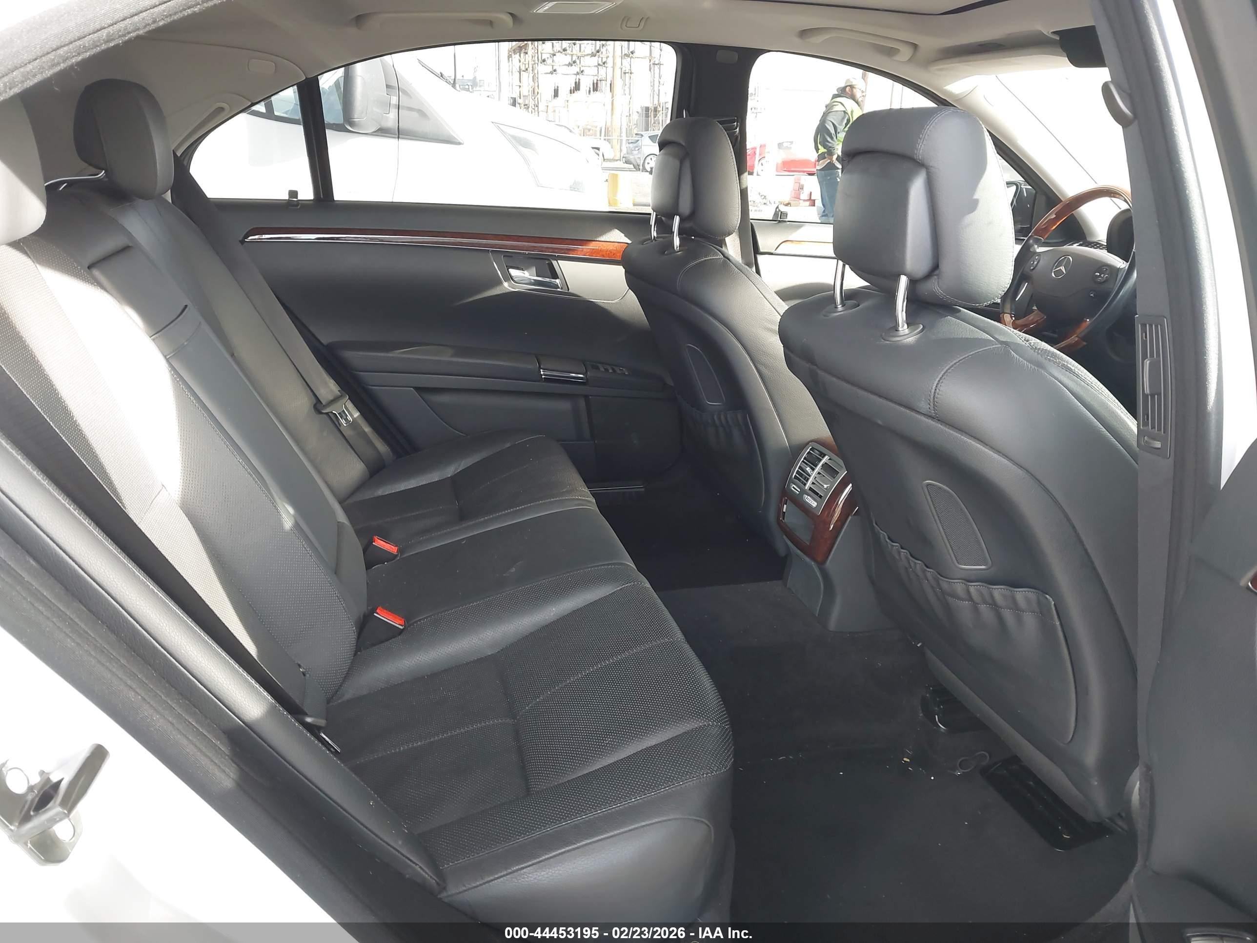 MERCEDES-BENZ S image 8