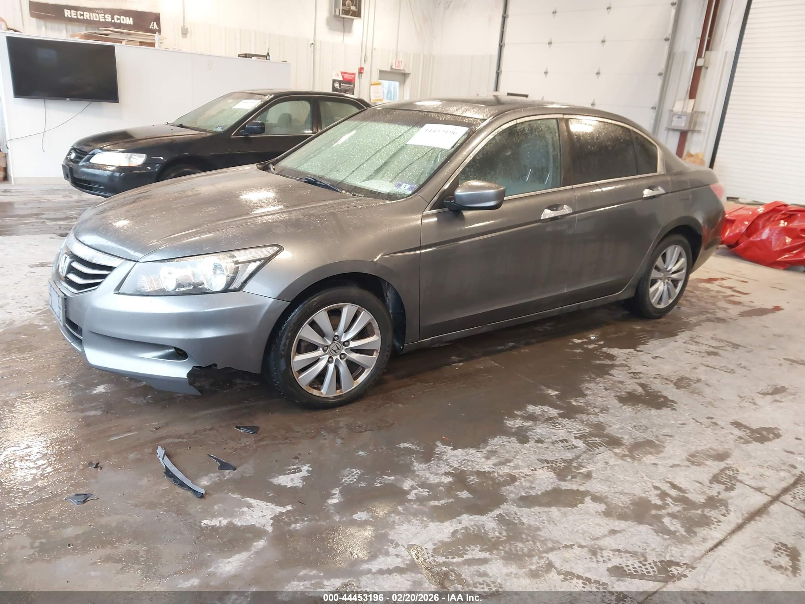 HONDA ACCORD image 2