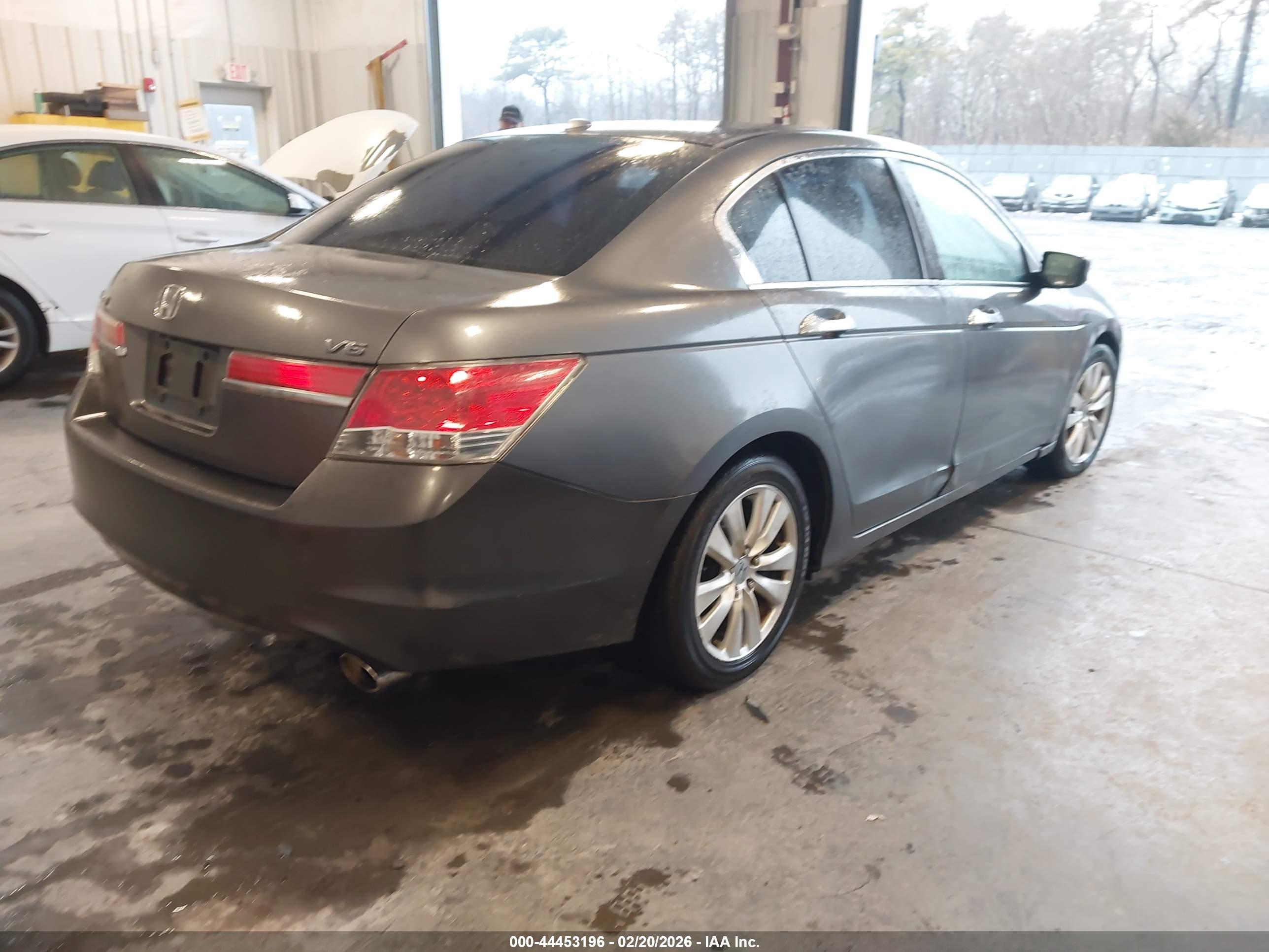 HONDA ACCORD image 4