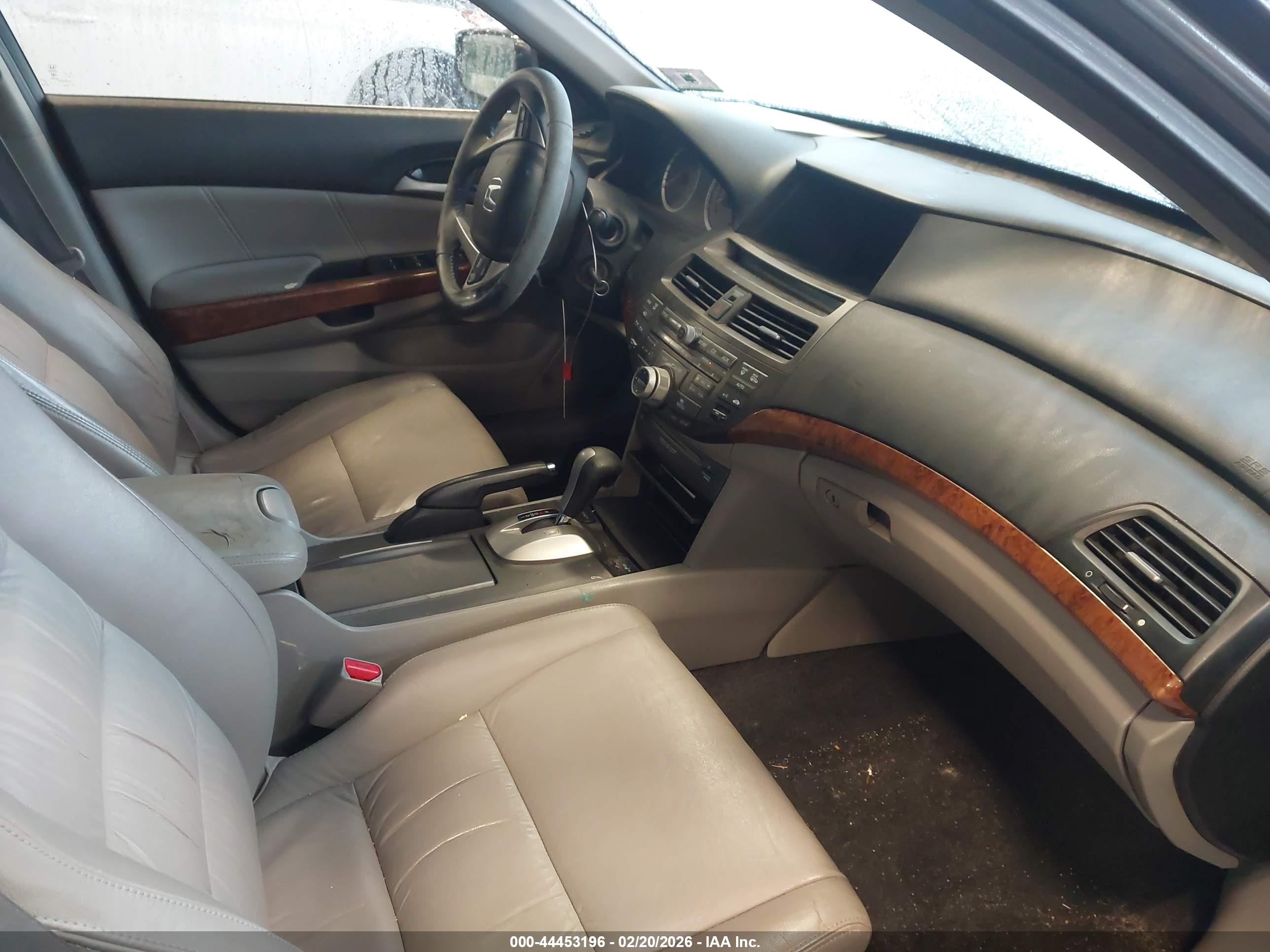 HONDA ACCORD image 5