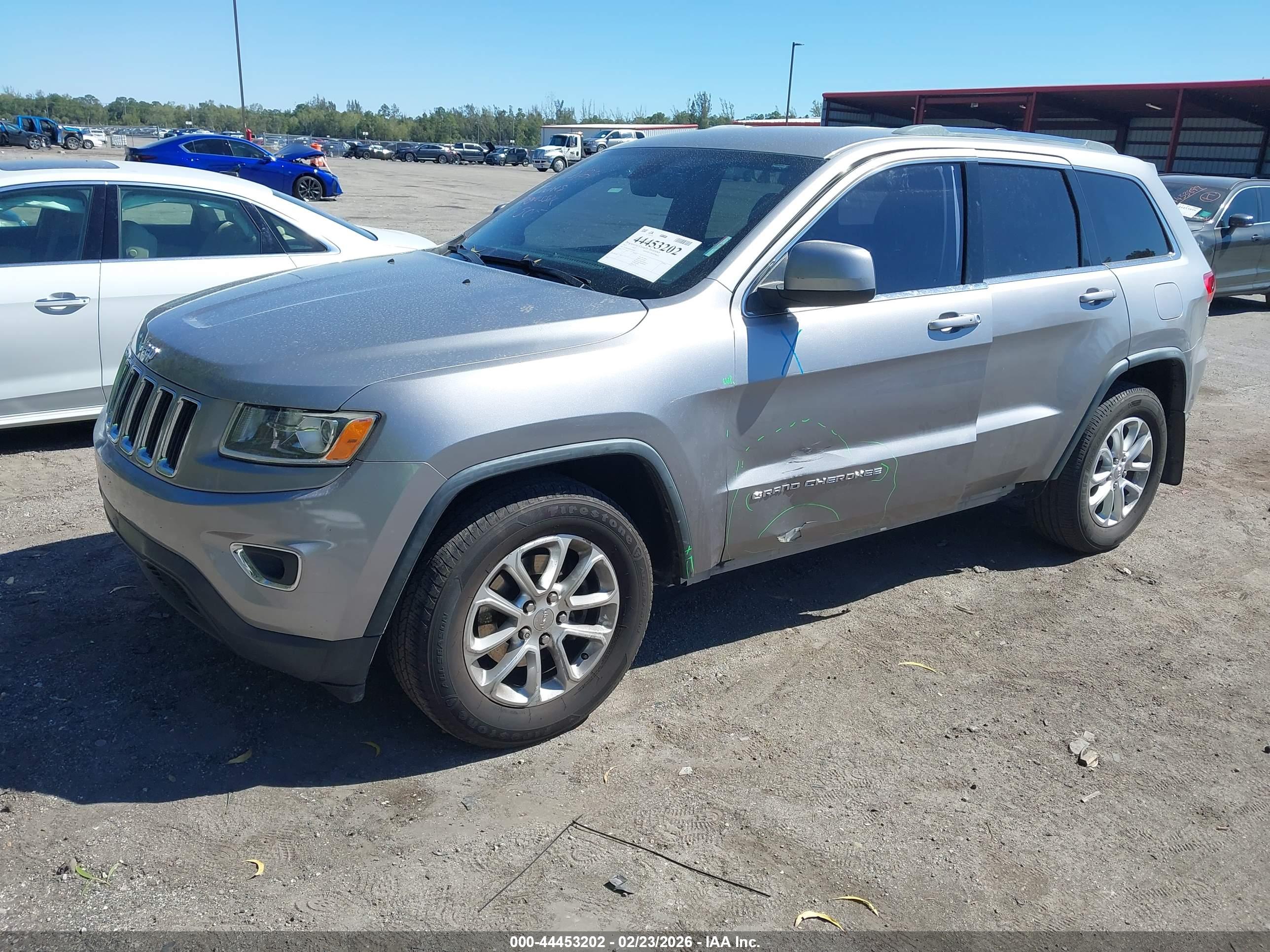 JEEP GRAND image 2