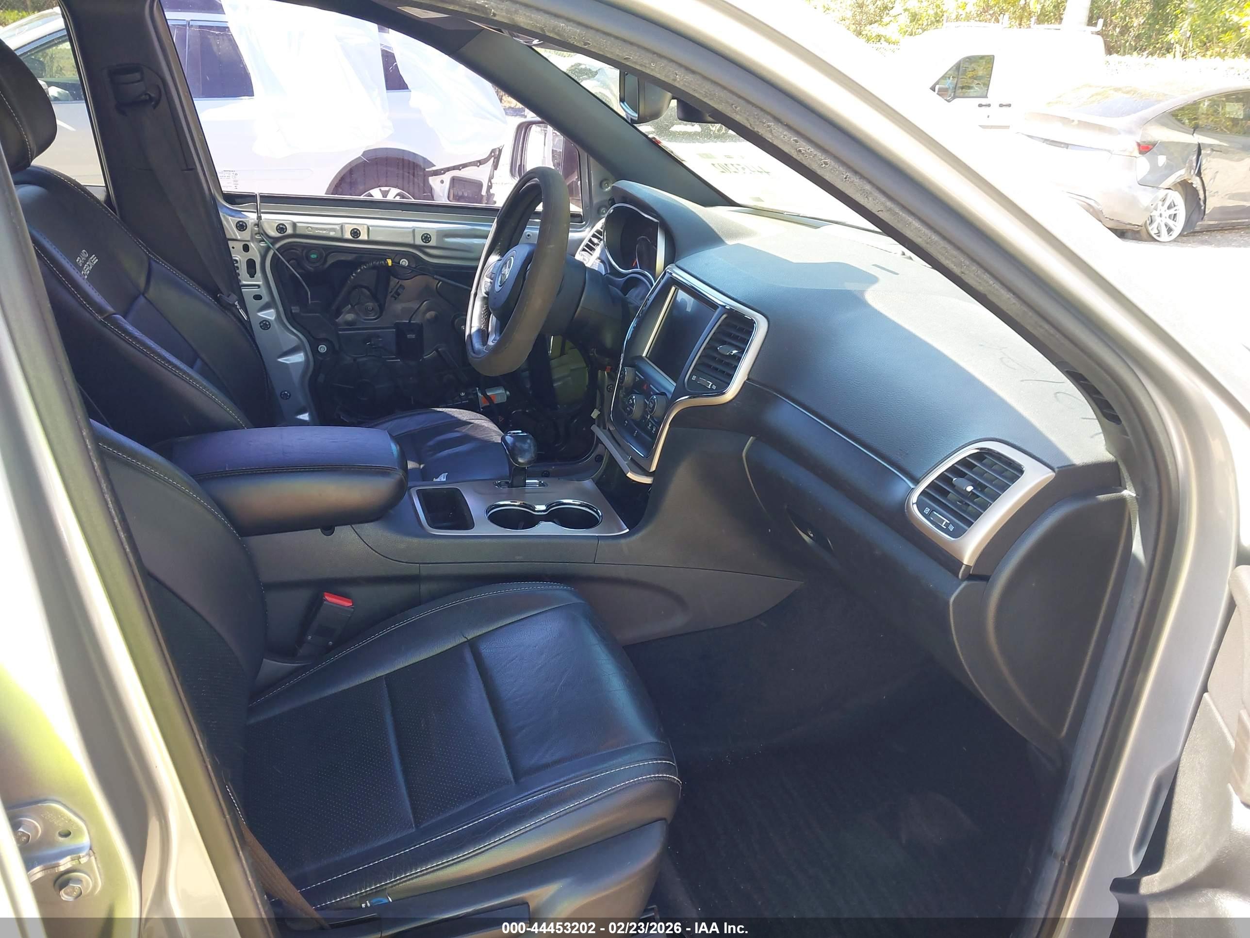 JEEP GRAND image 5