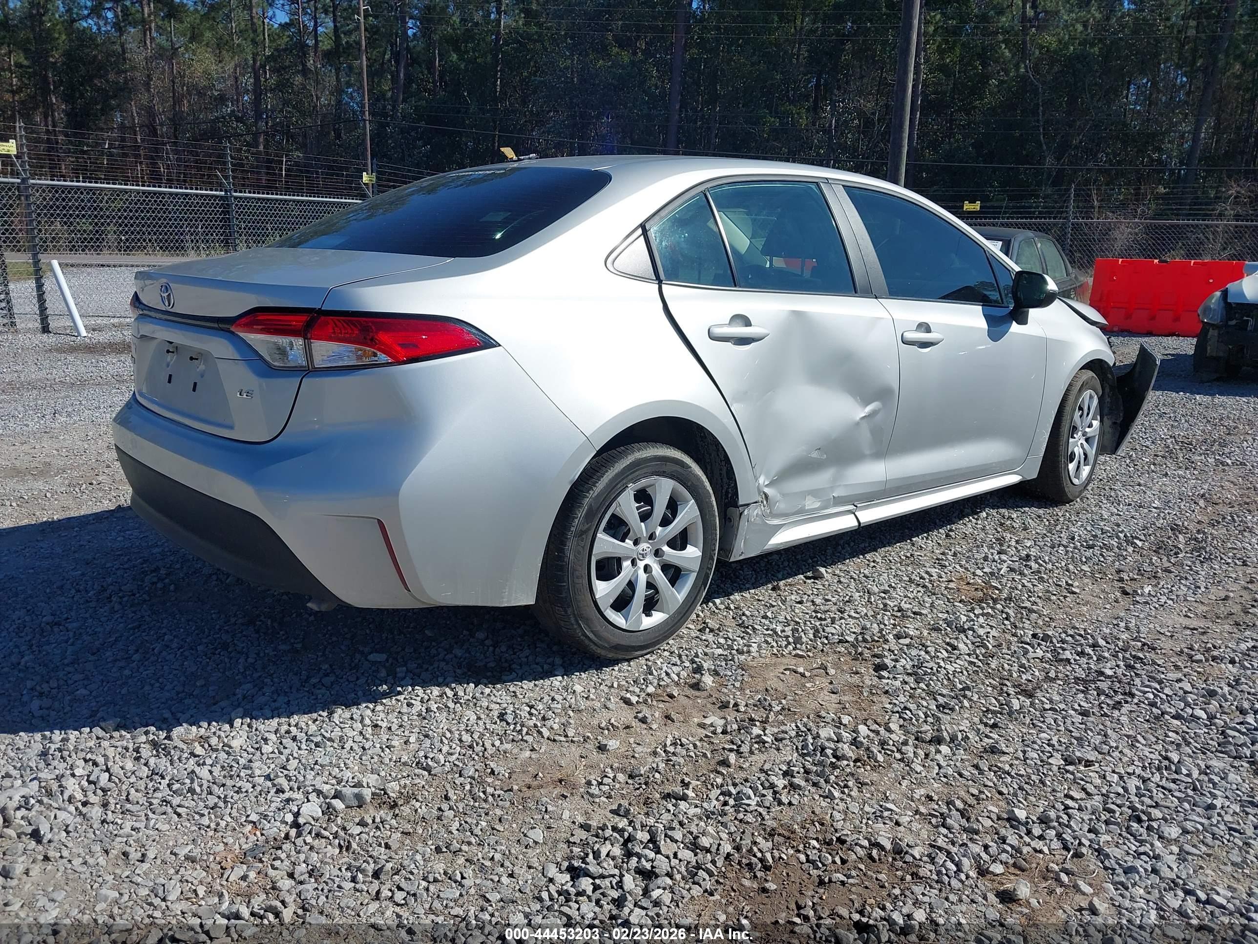 TOYOTA COROLLA image 4