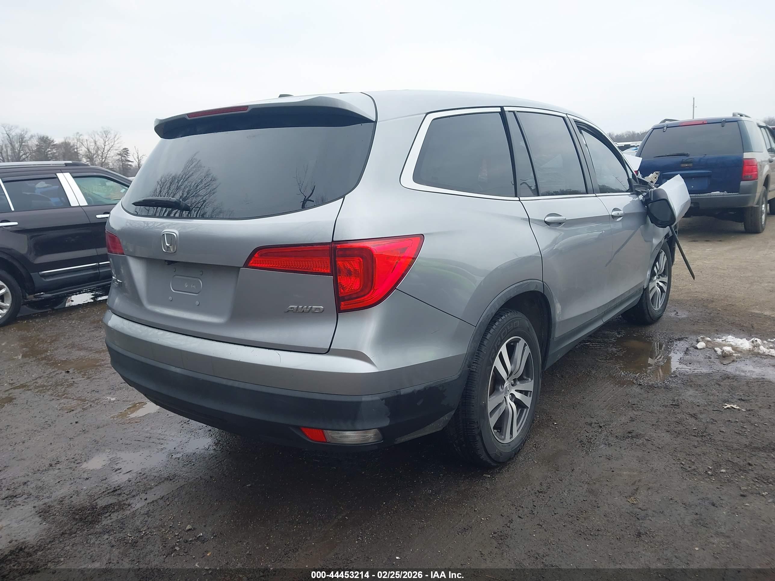 HONDA PILOT image 4
