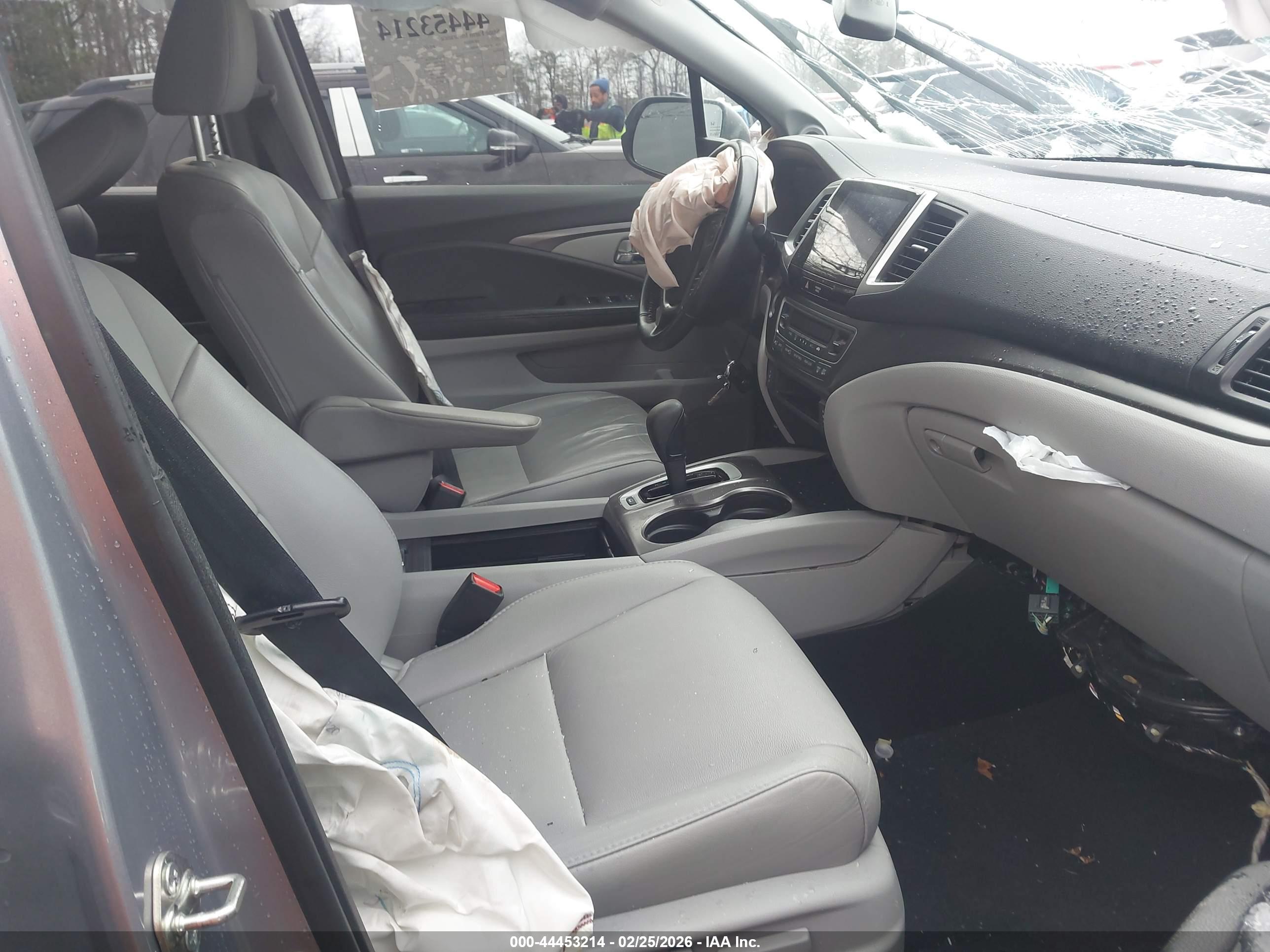 HONDA PILOT image 5
