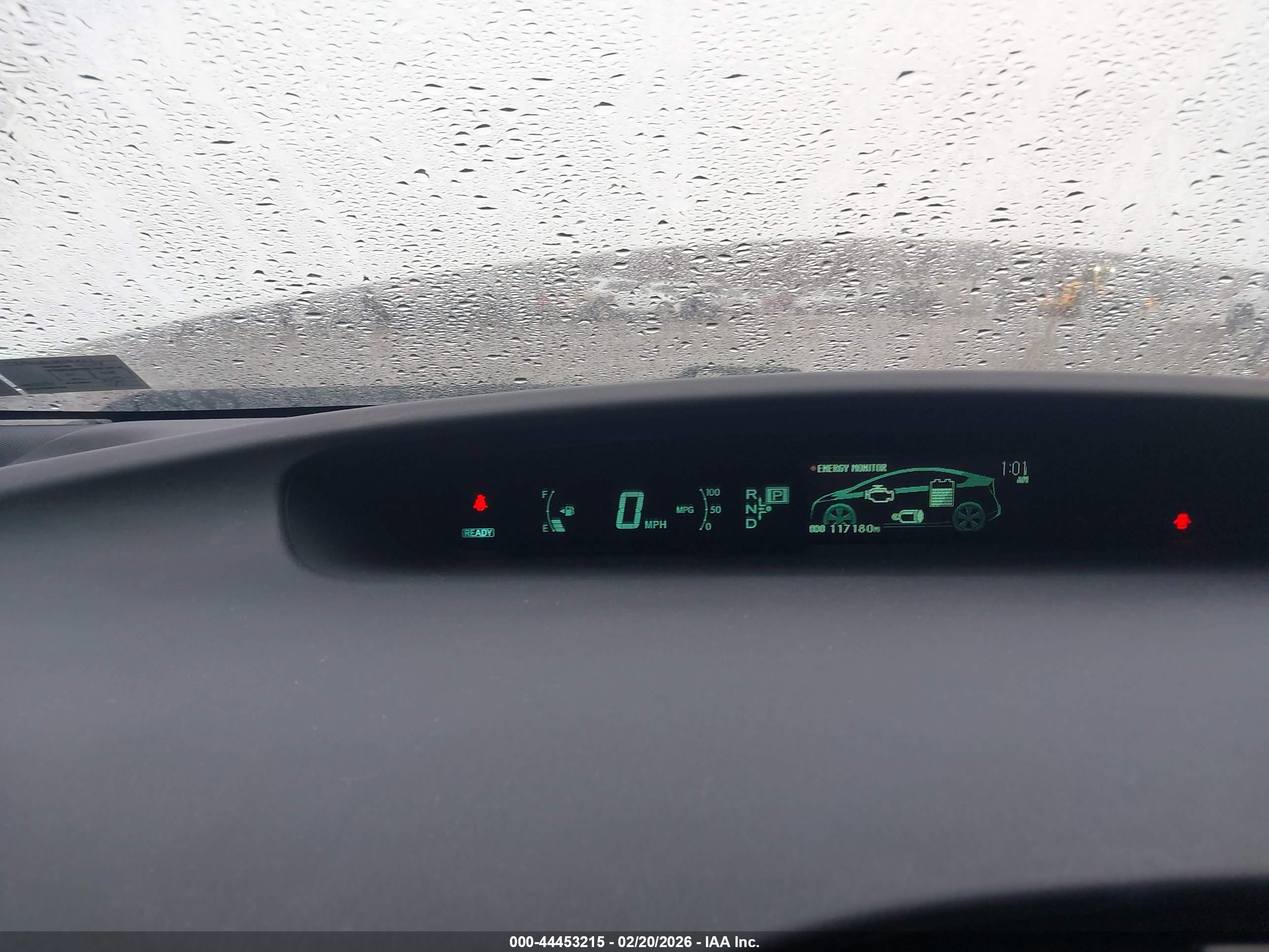 TOYOTA PRIUS image 7