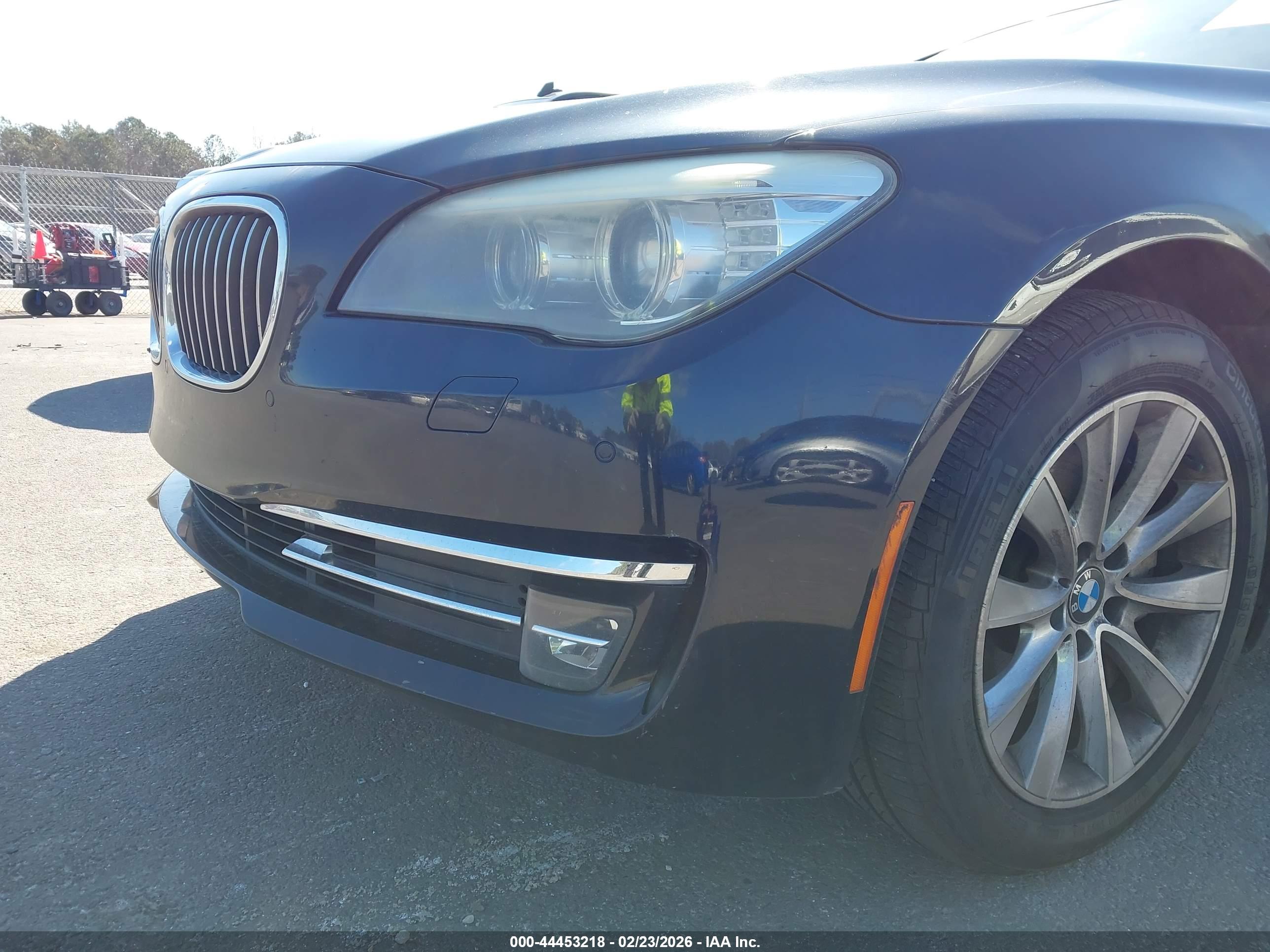 BMW 740I image 6