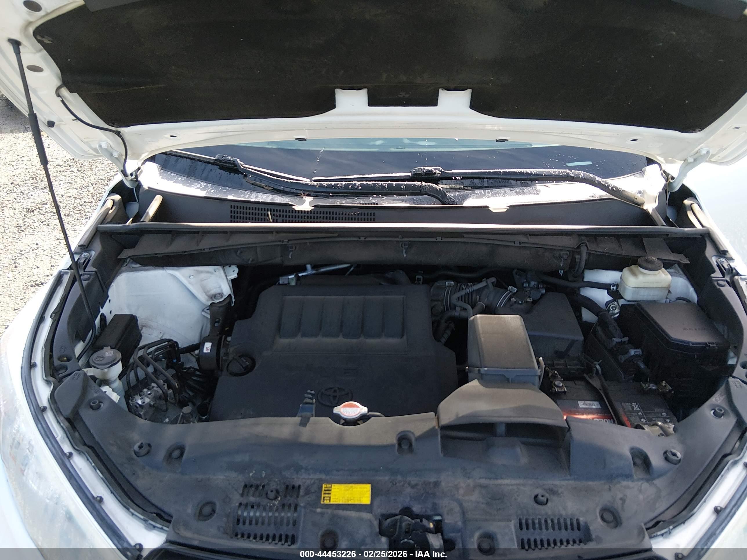 TOYOTA HIGHLANDER image 10