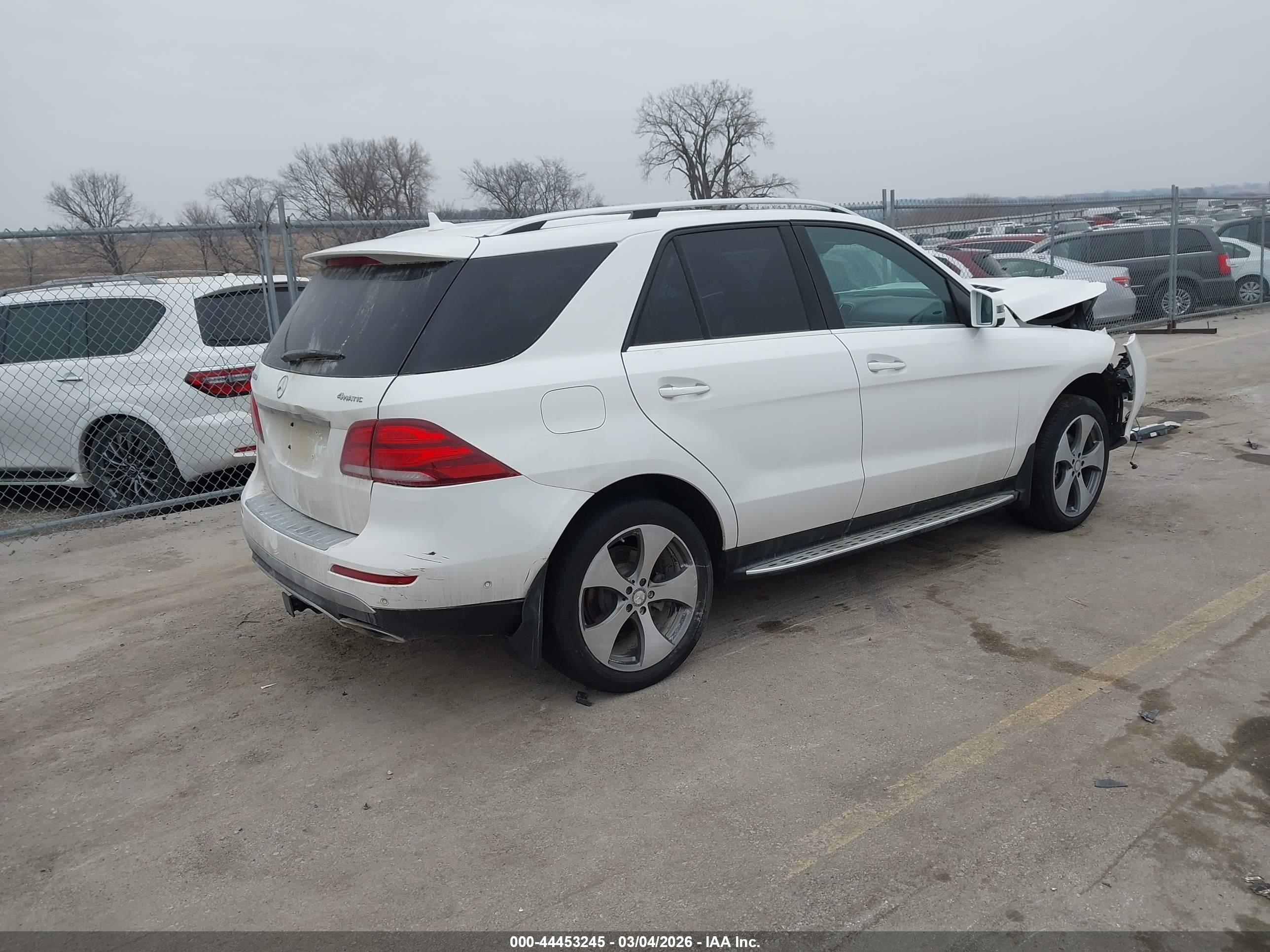 MERCEDES-BENZ GLE image 4