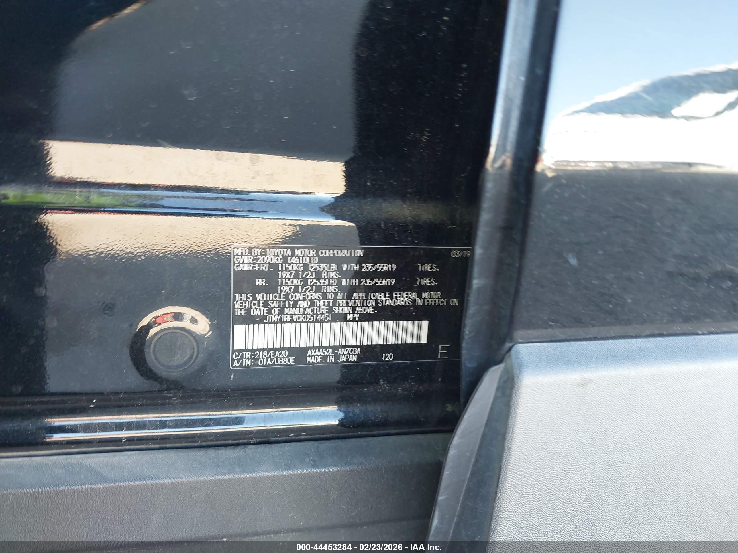 TOYOTA RAV4 image 9