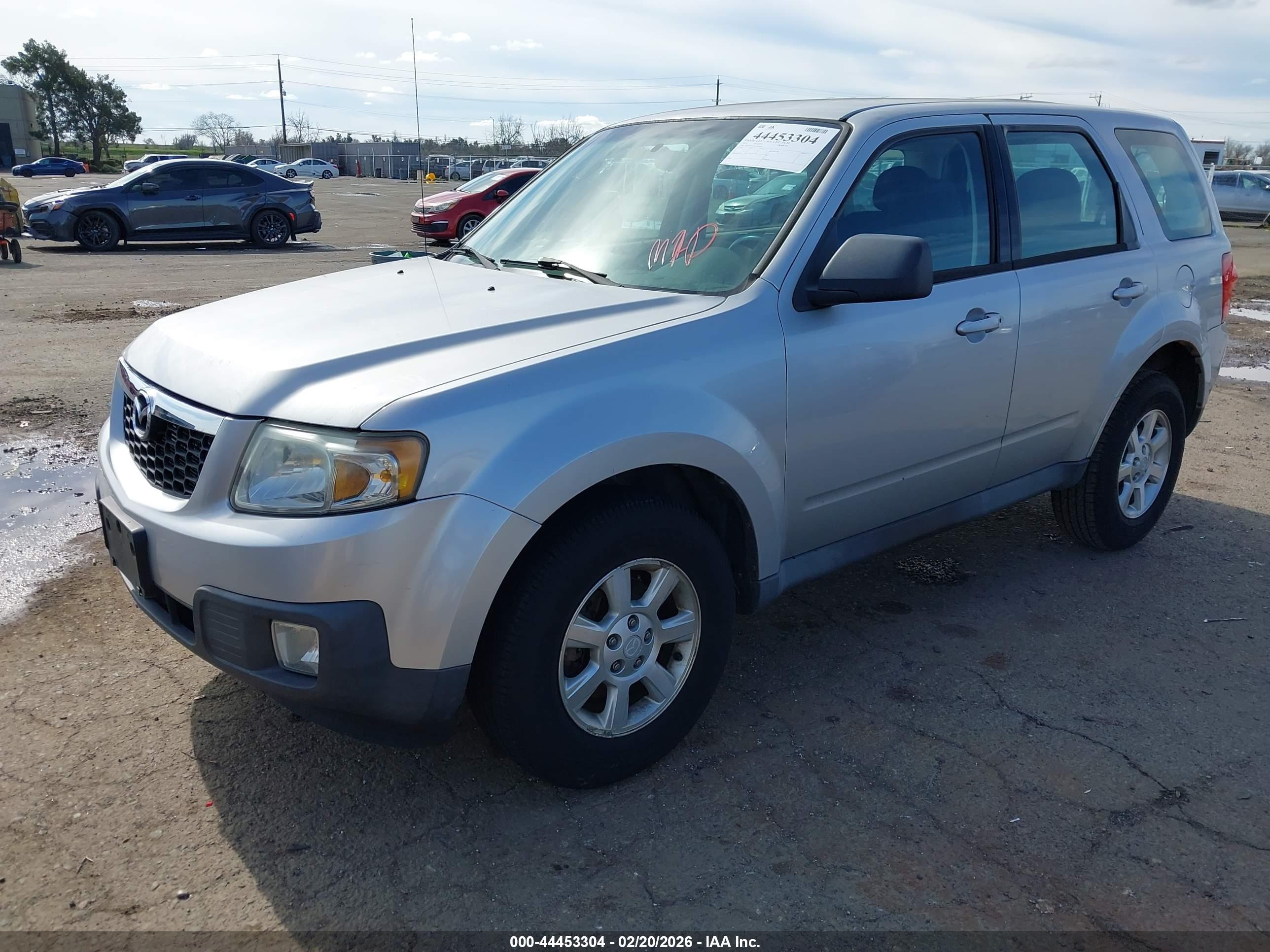 MAZDA TRIBUTE image 2