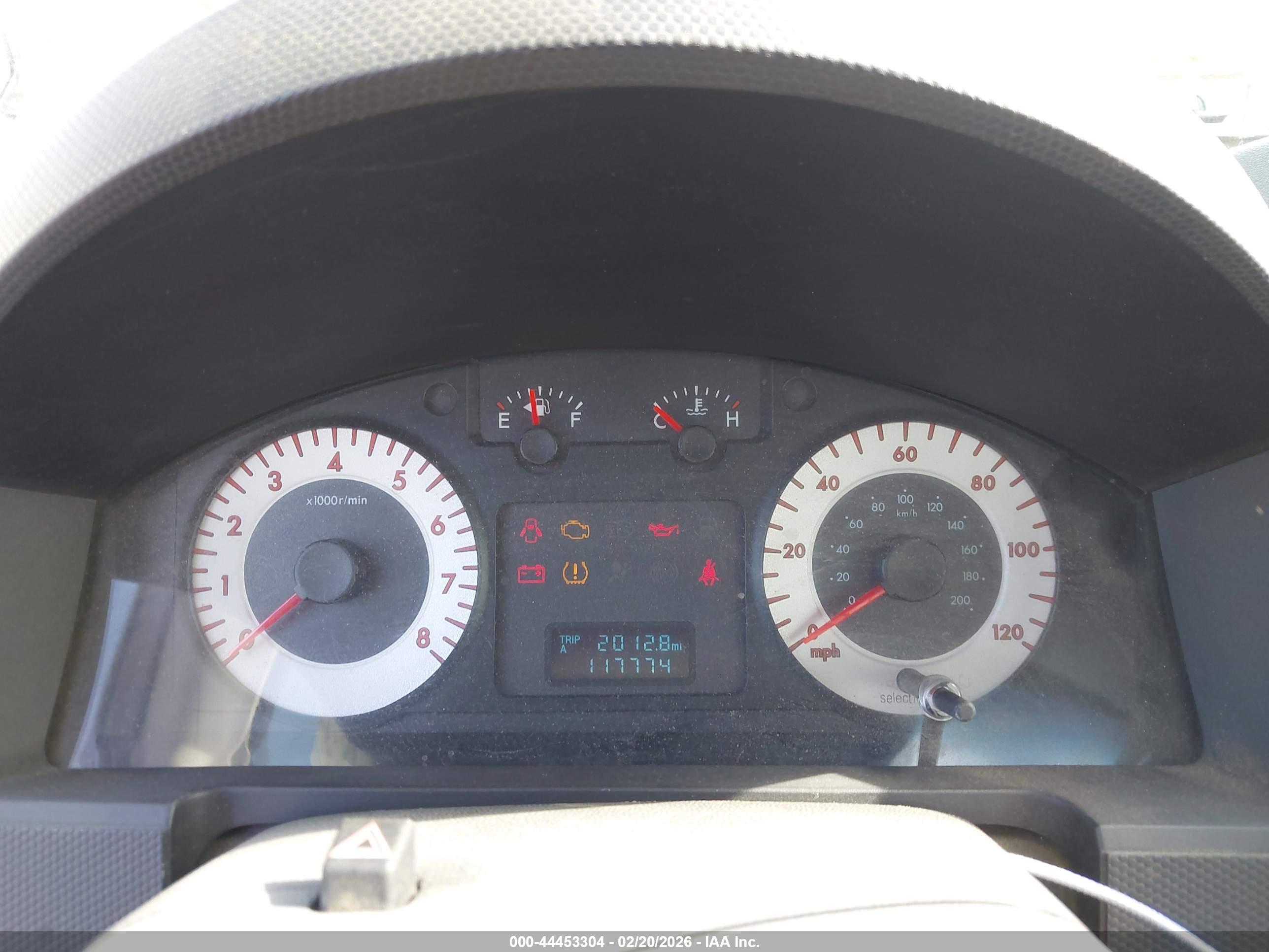 MAZDA TRIBUTE image 7