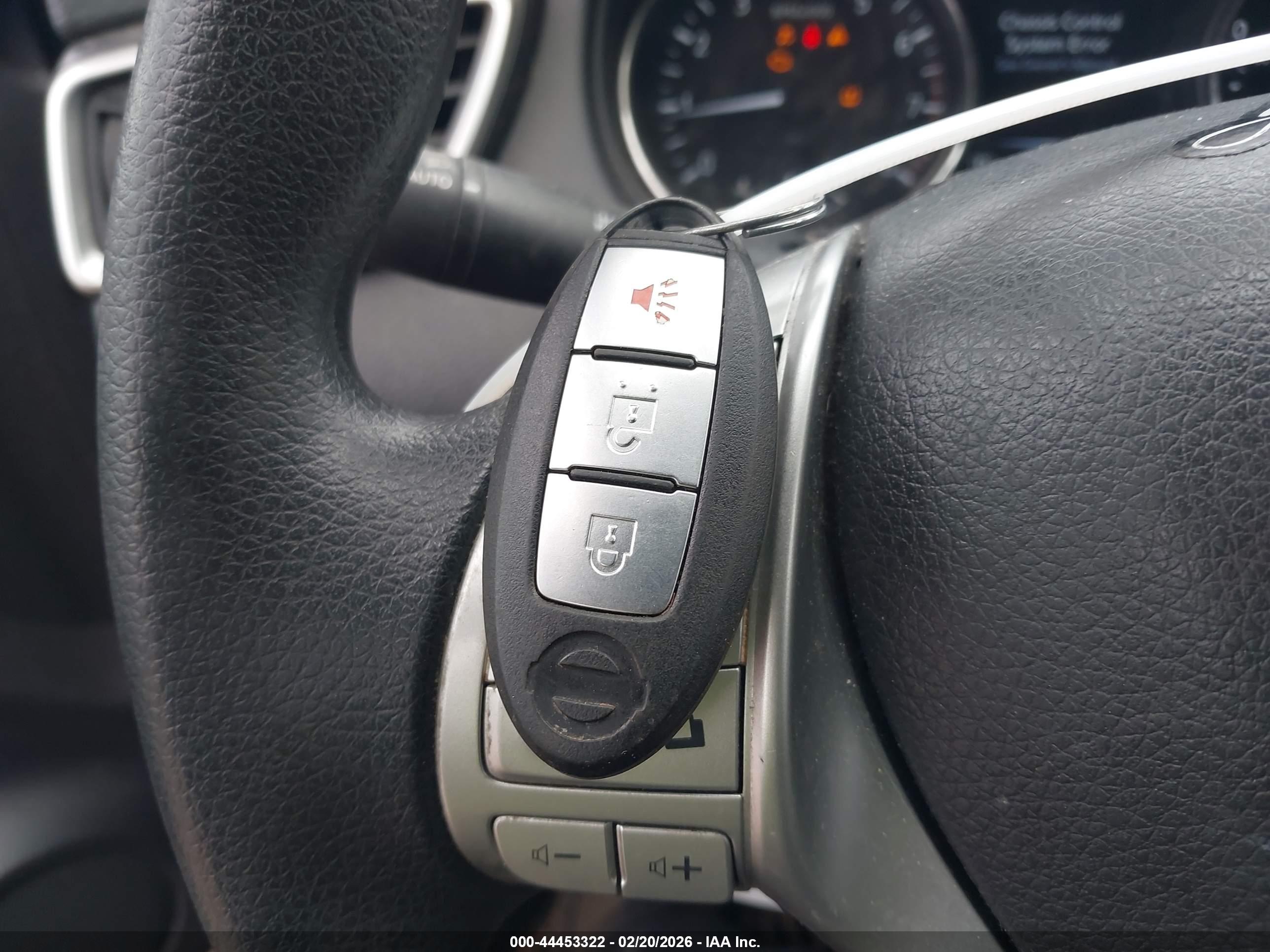 NISSAN ROGUE image 11