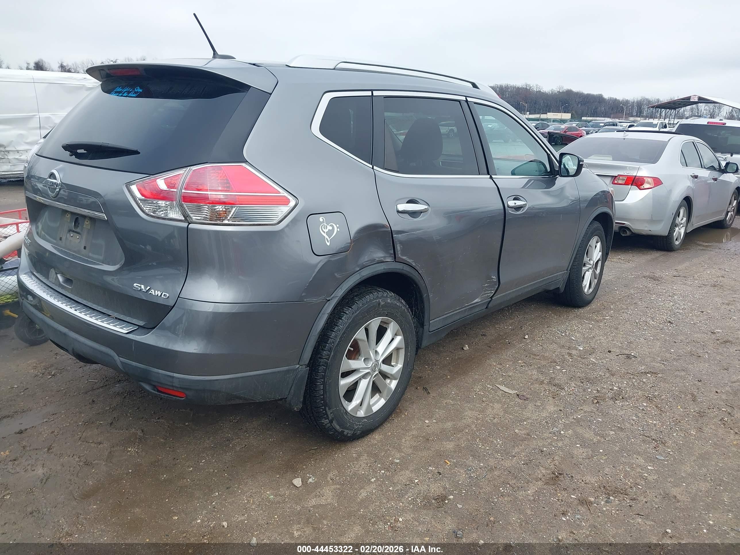 NISSAN ROGUE image 4