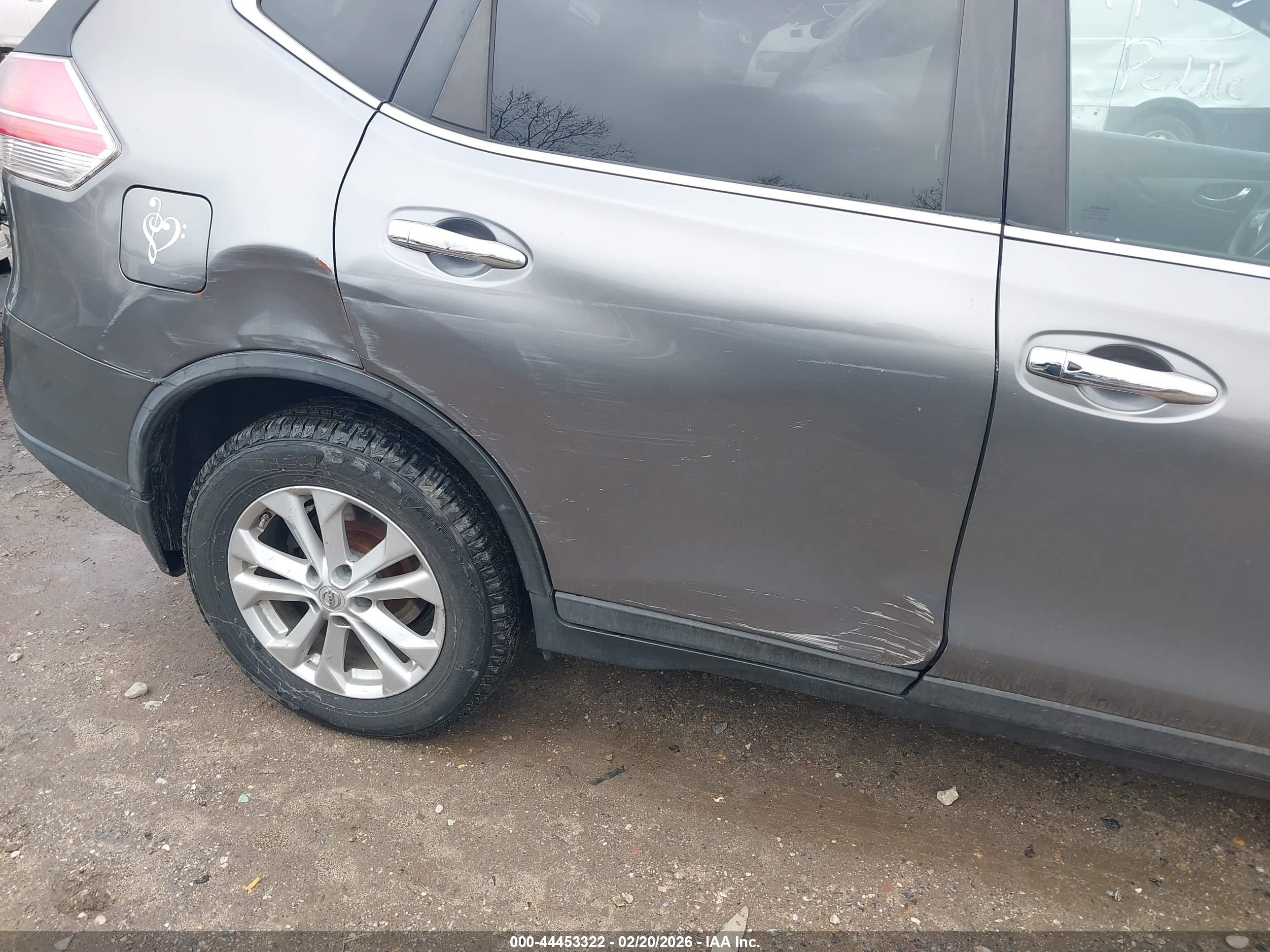 NISSAN ROGUE image 6