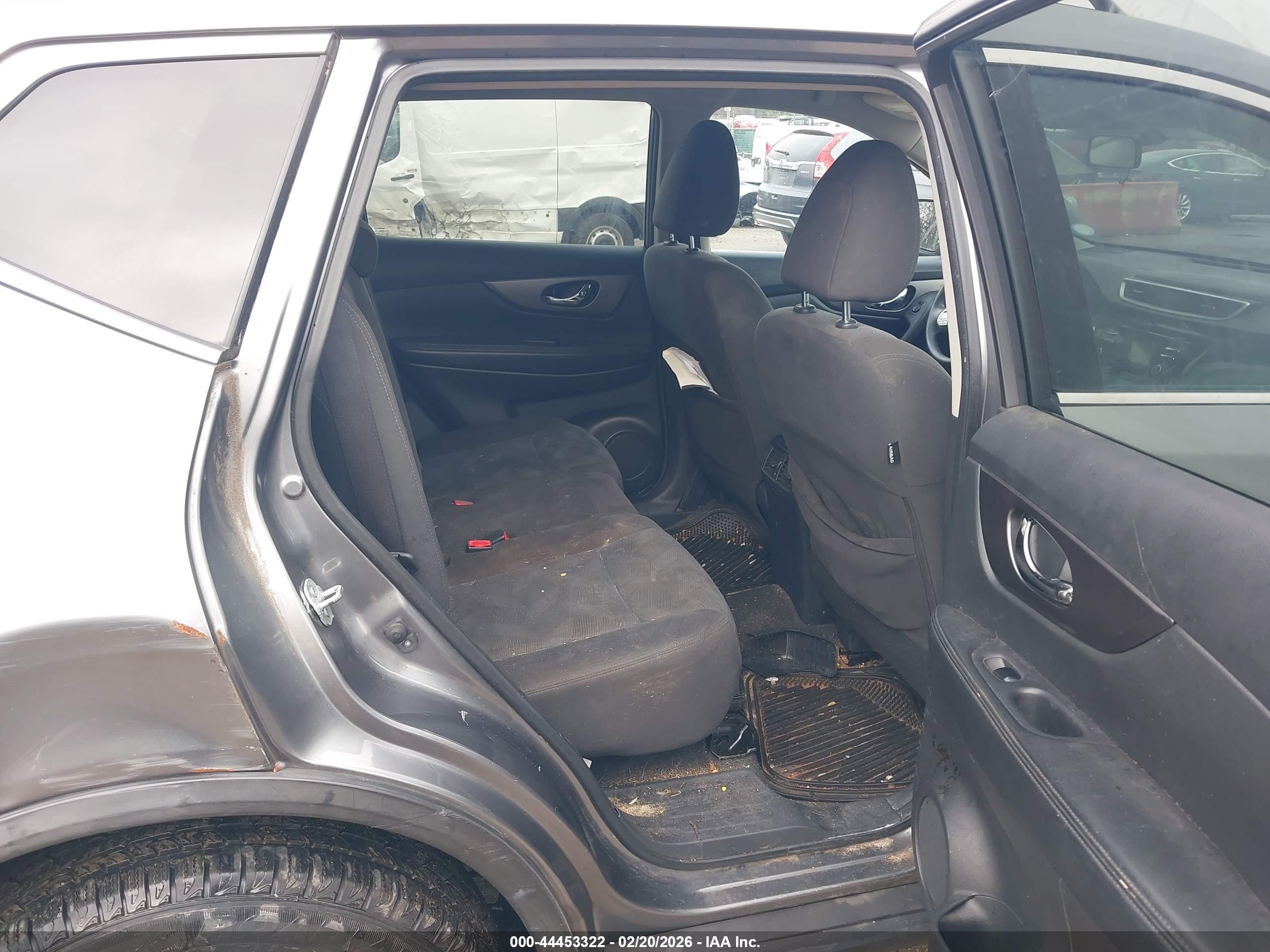 NISSAN ROGUE image 8