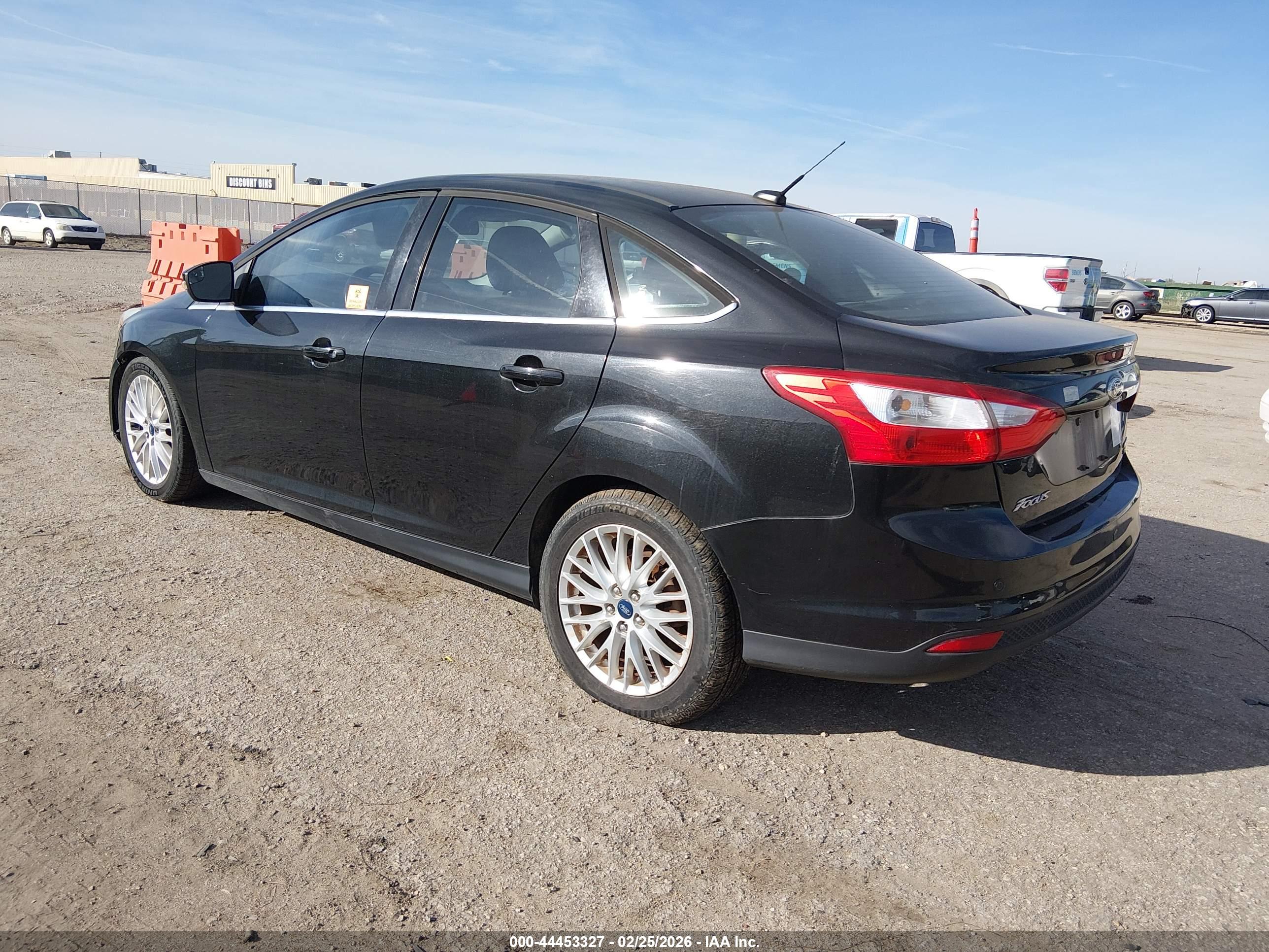 FORD FOCUS image 3