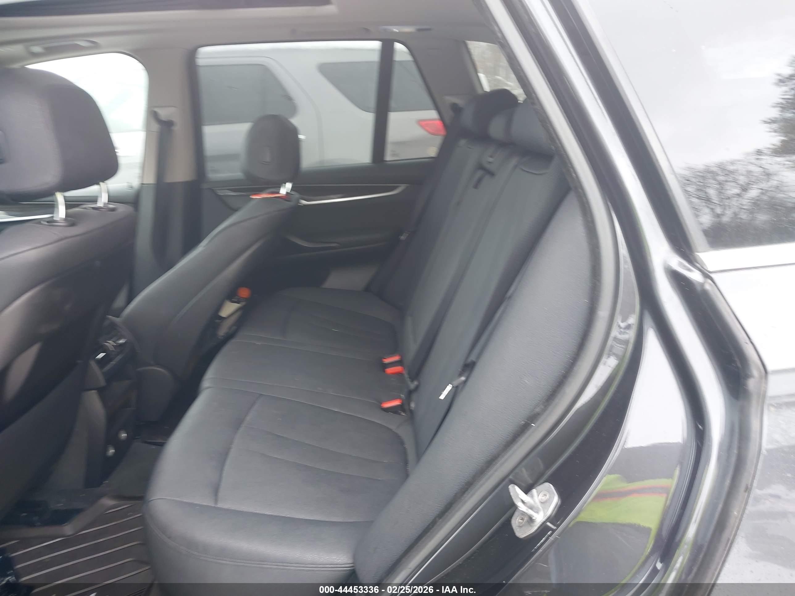 BMW X5 image 8