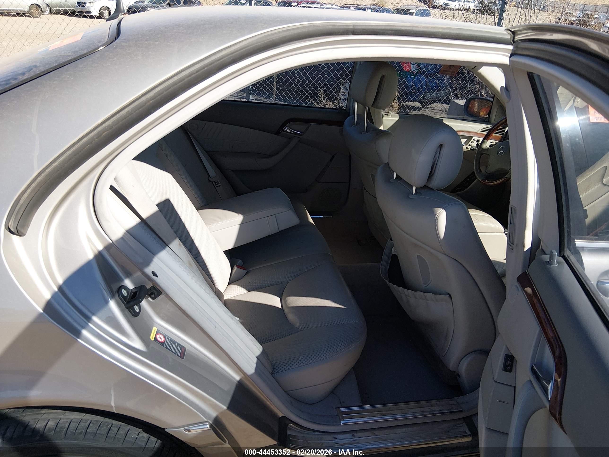 MERCEDES-BENZ S image 8