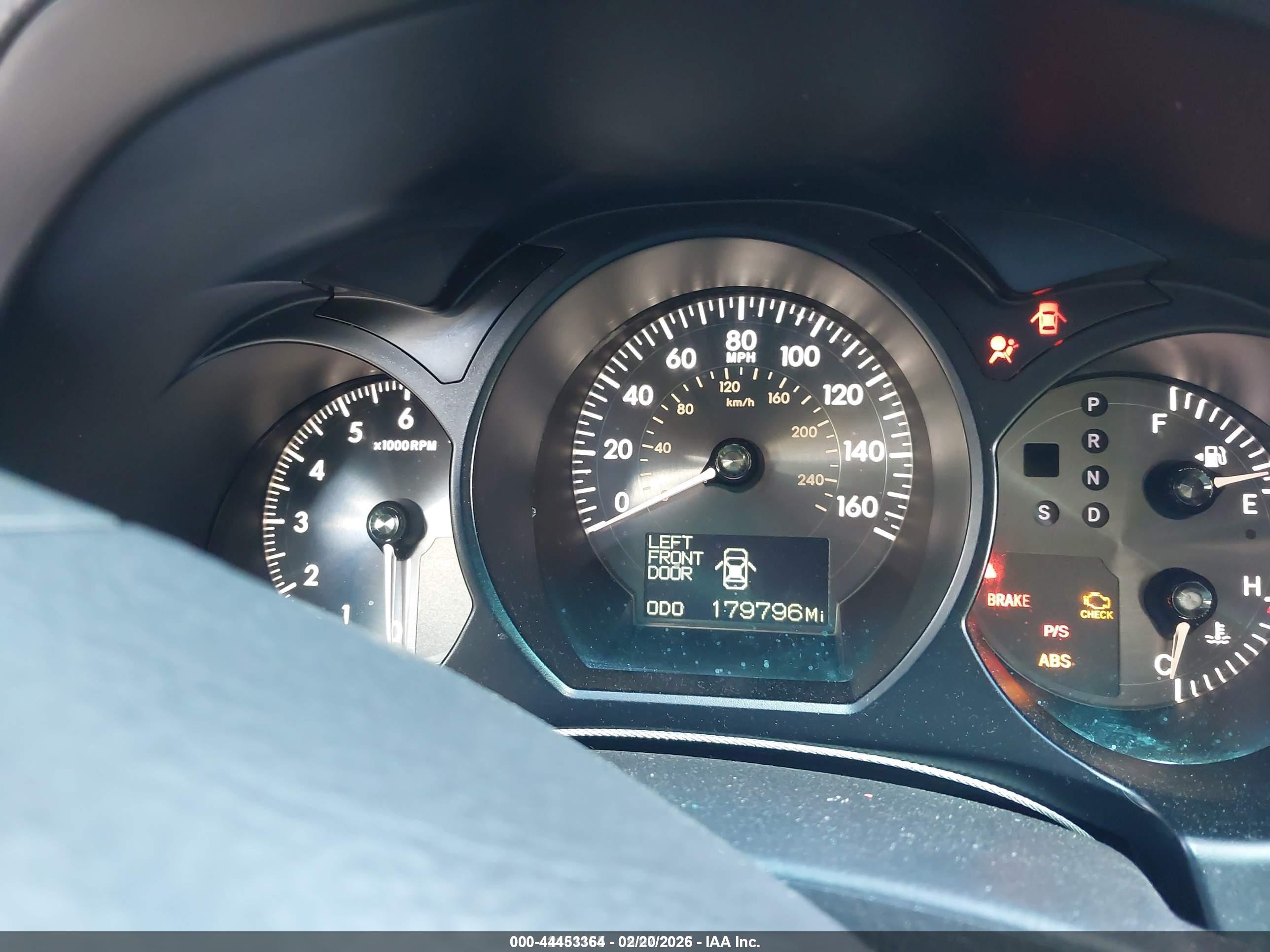 LEXUS GS image 7