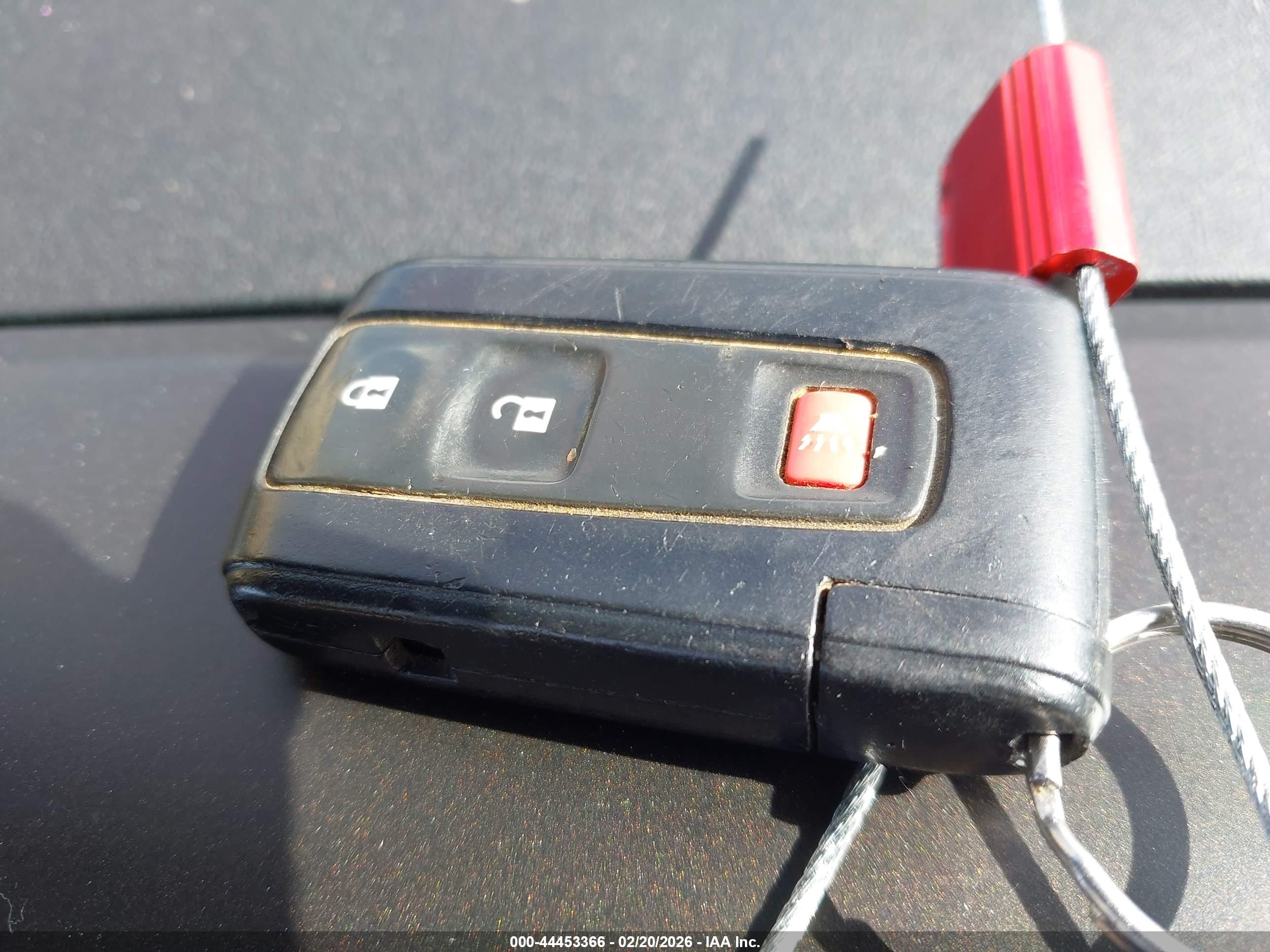 TOYOTA PRIUS image 11