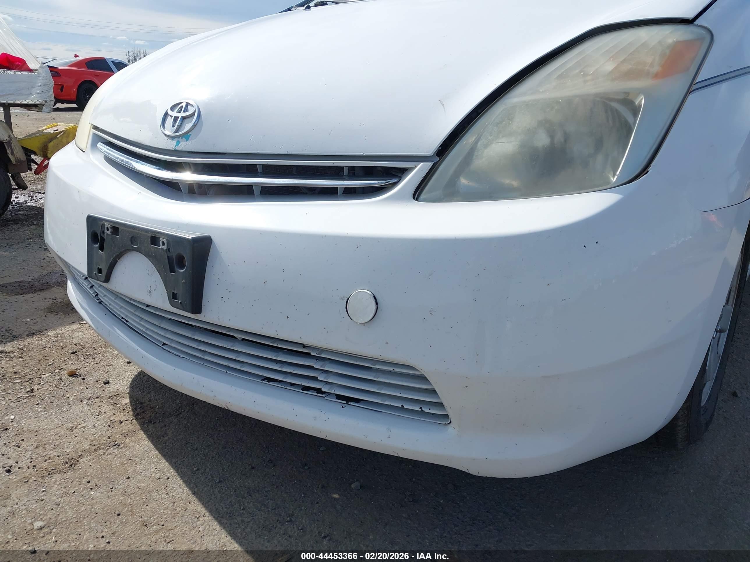 TOYOTA PRIUS image 6
