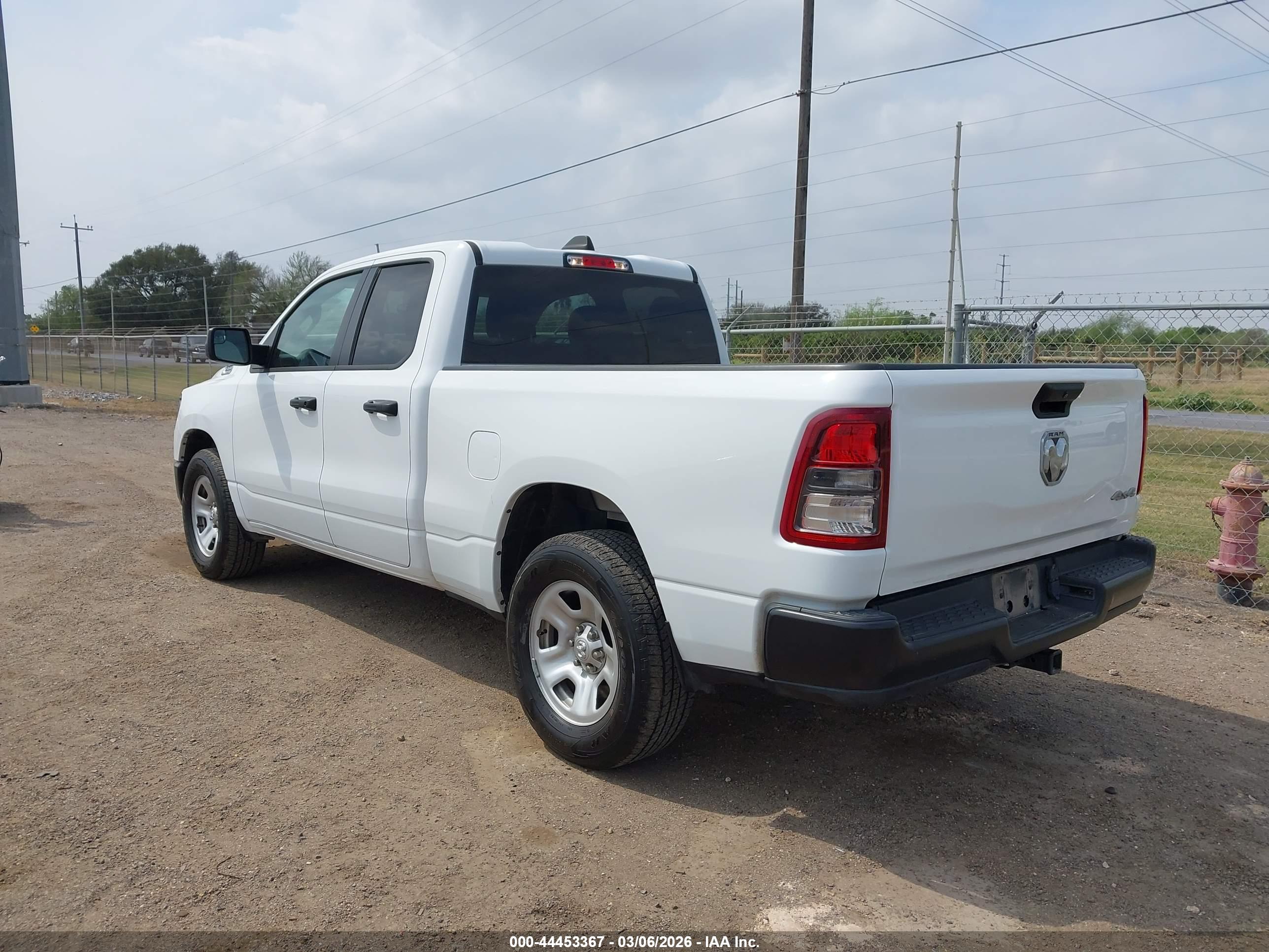 RAM 1500 image 3