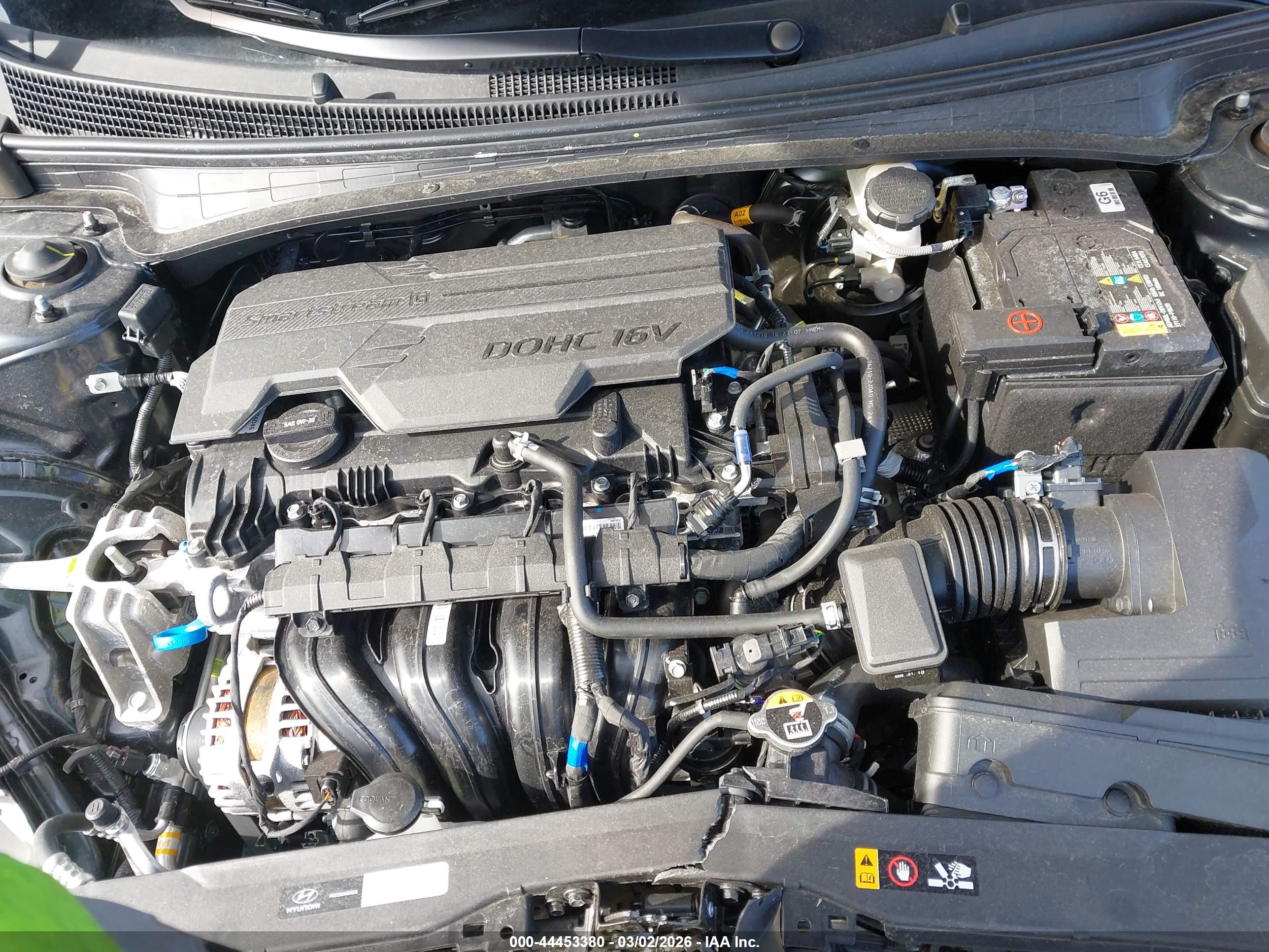 HYUNDAI ELANTRA image 10