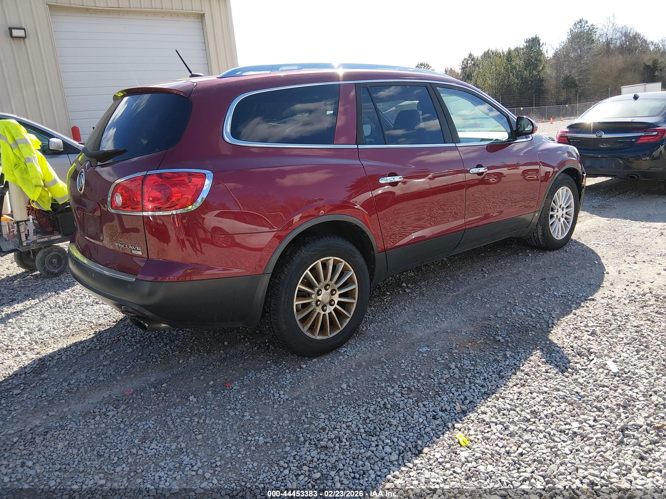 BUICK ENCLAVE image 4