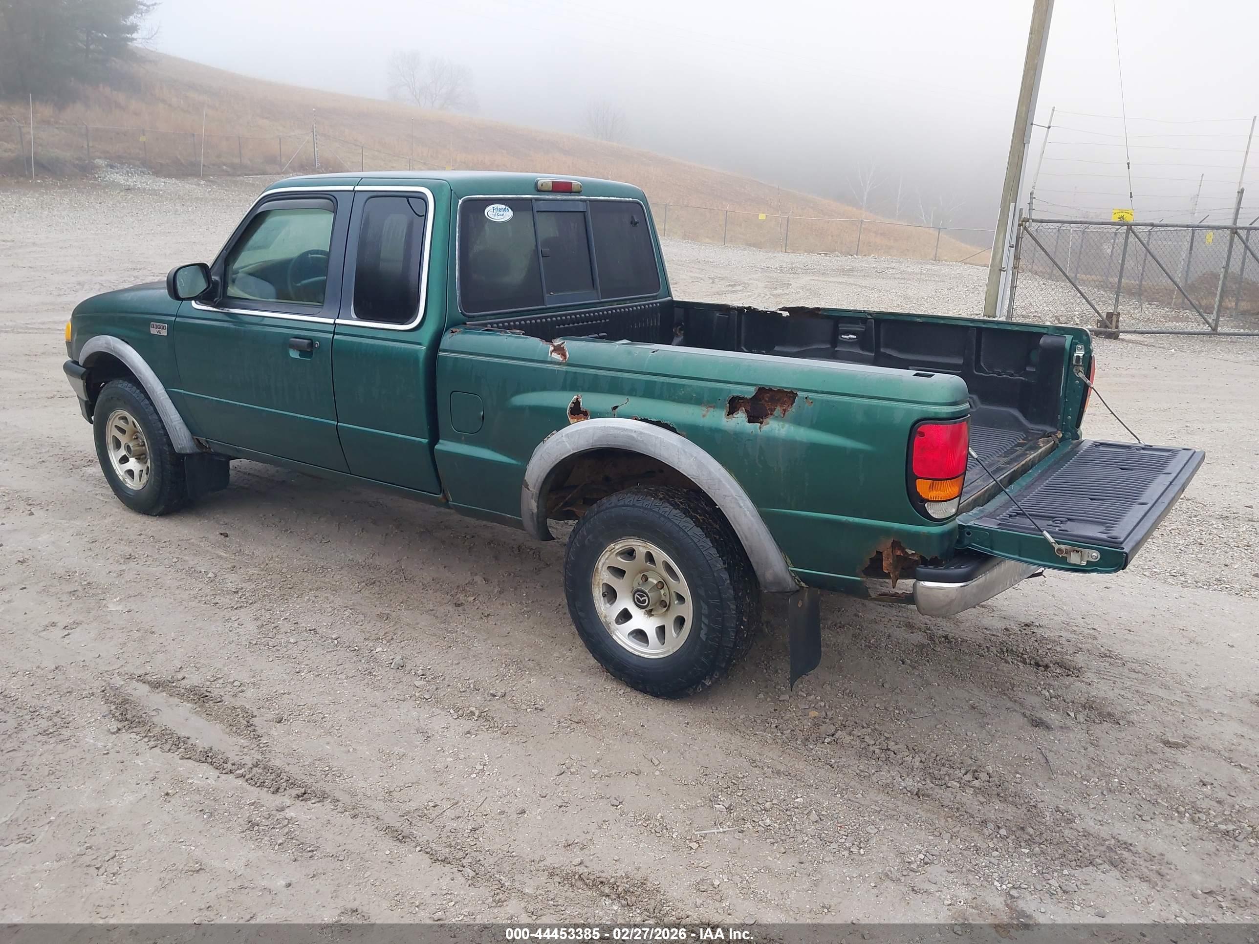 MAZDA B3000 image 3