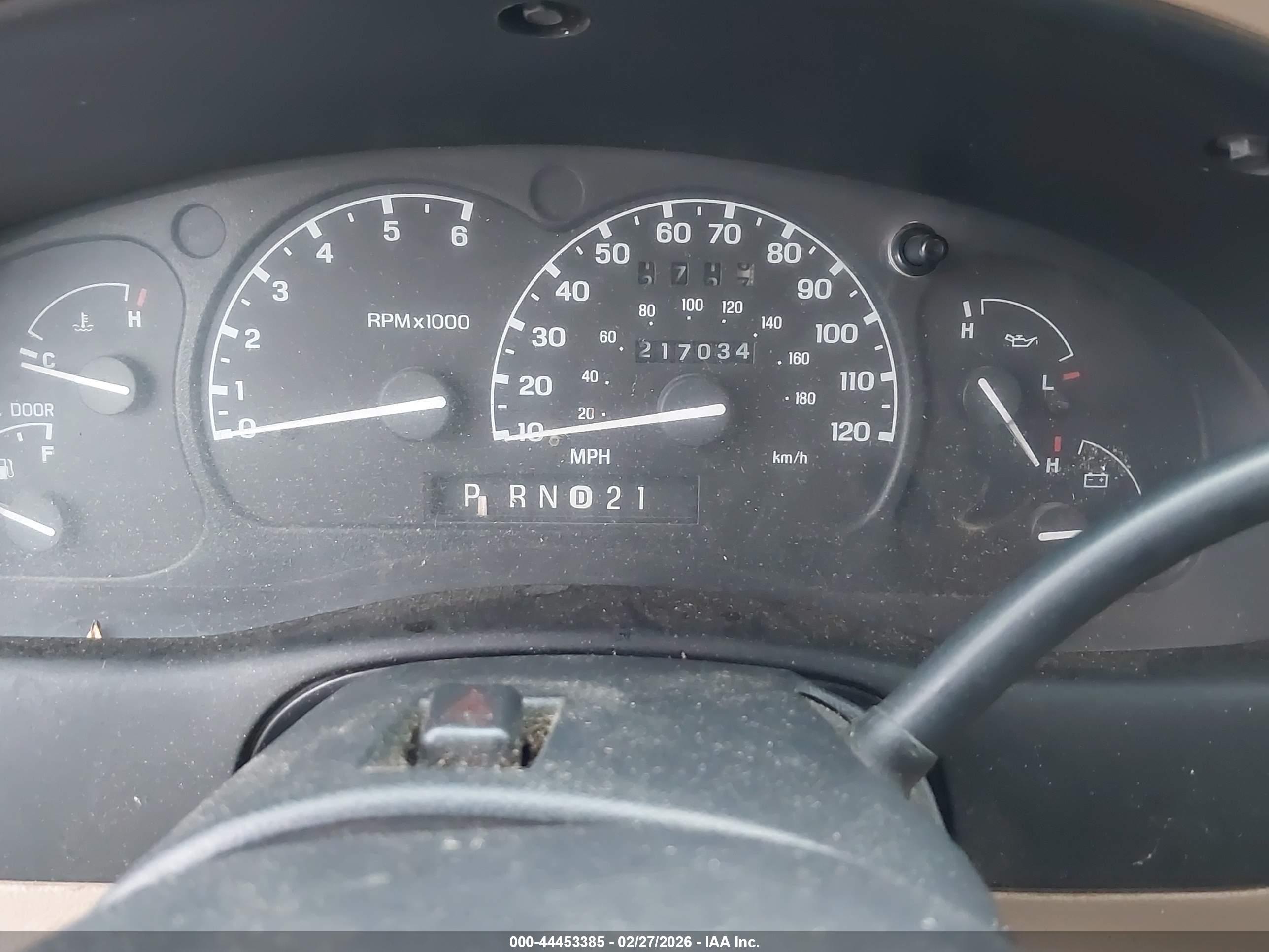 MAZDA B3000 image 7
