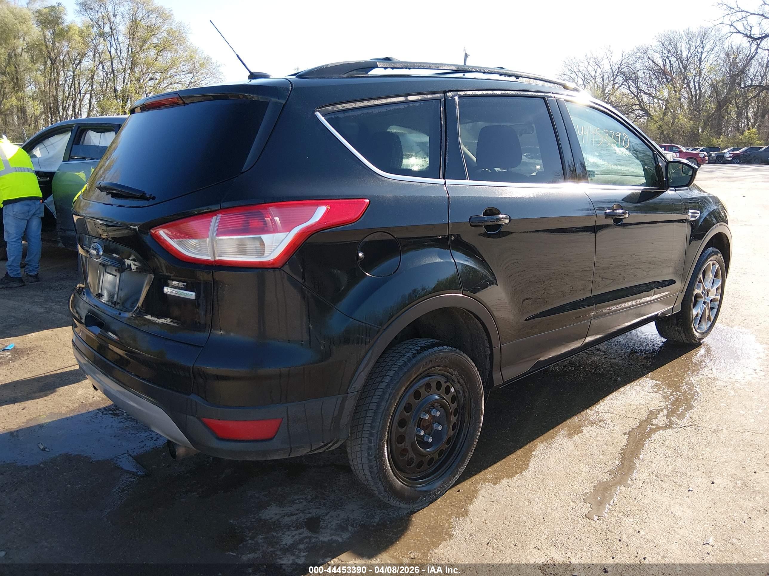 FORD ESCAPE image 4