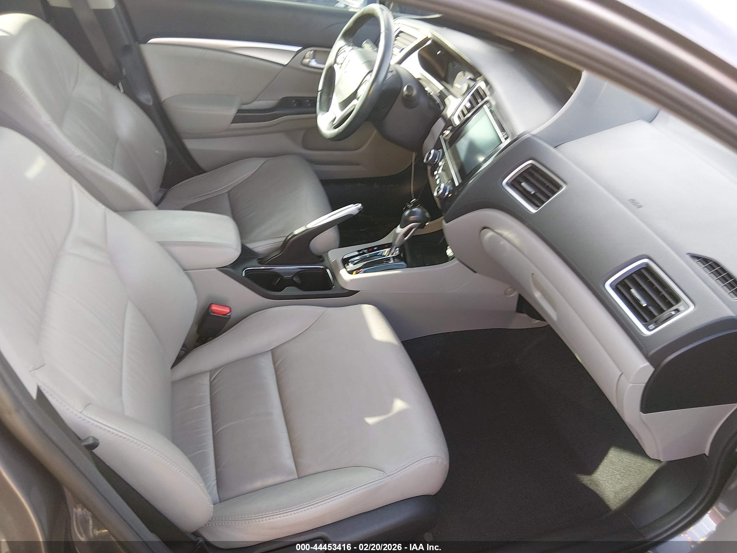 HONDA CIVIC image 5