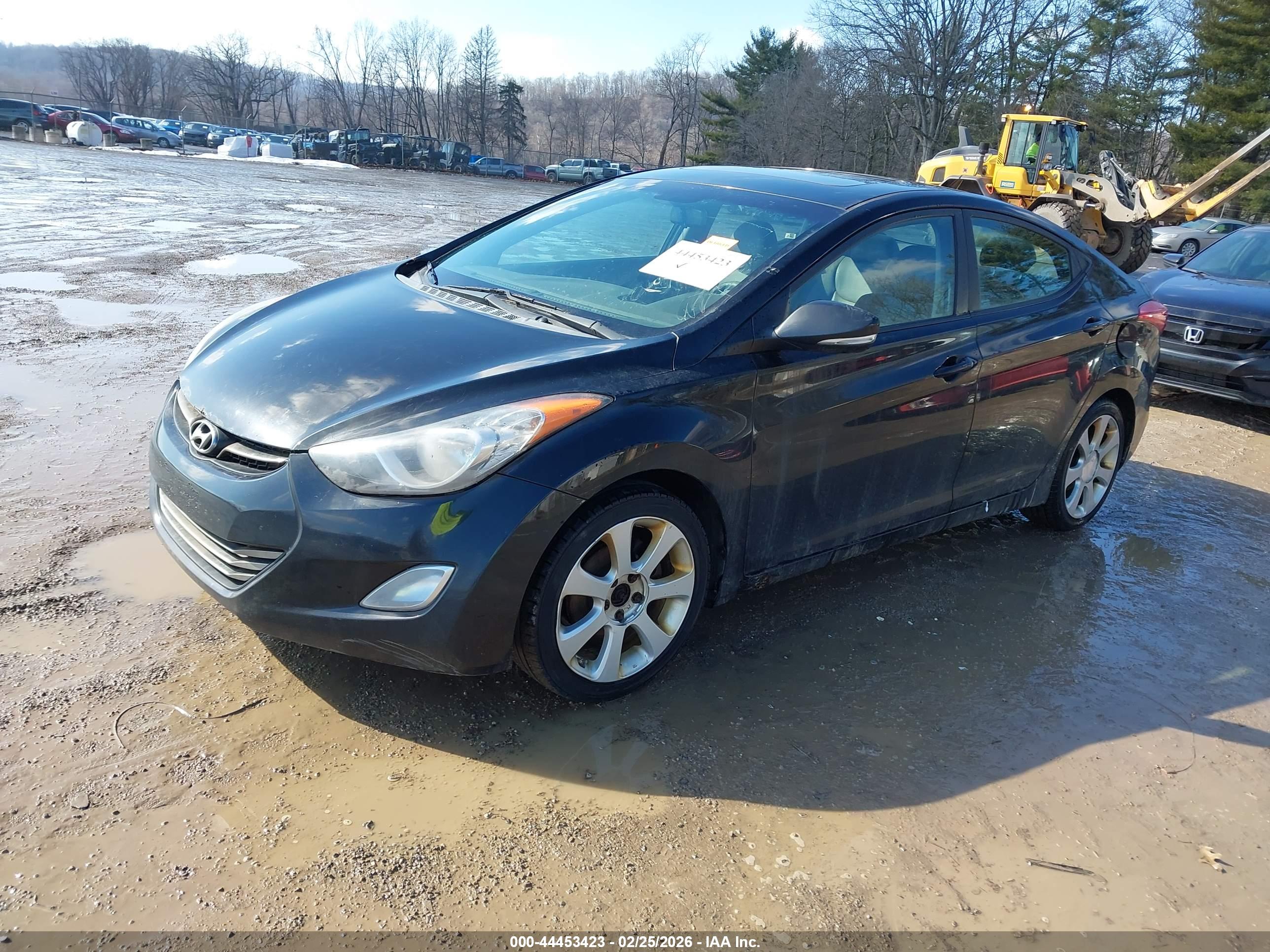 HYUNDAI ELANTRA image 2