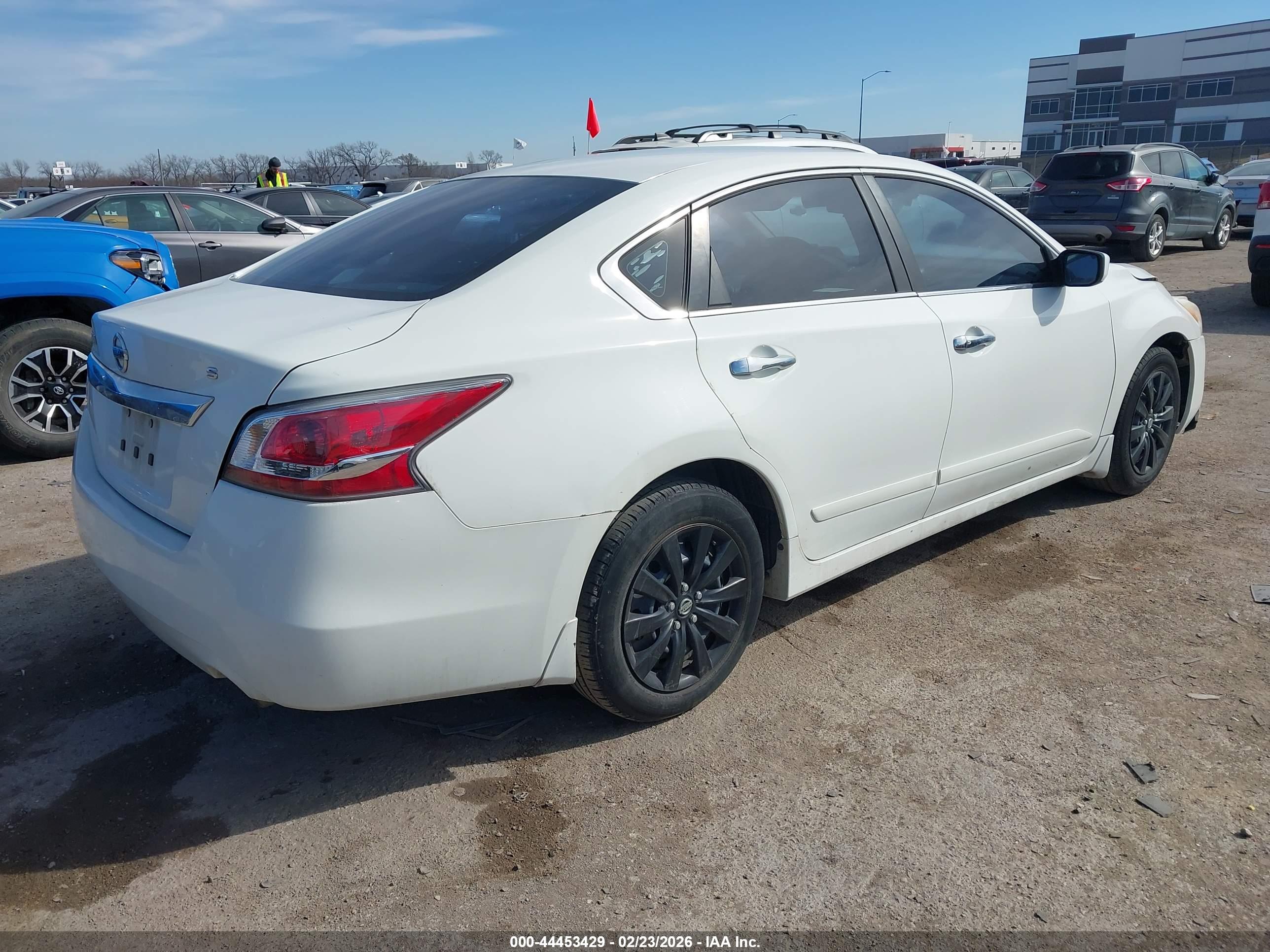 NISSAN ALTIMA image 4