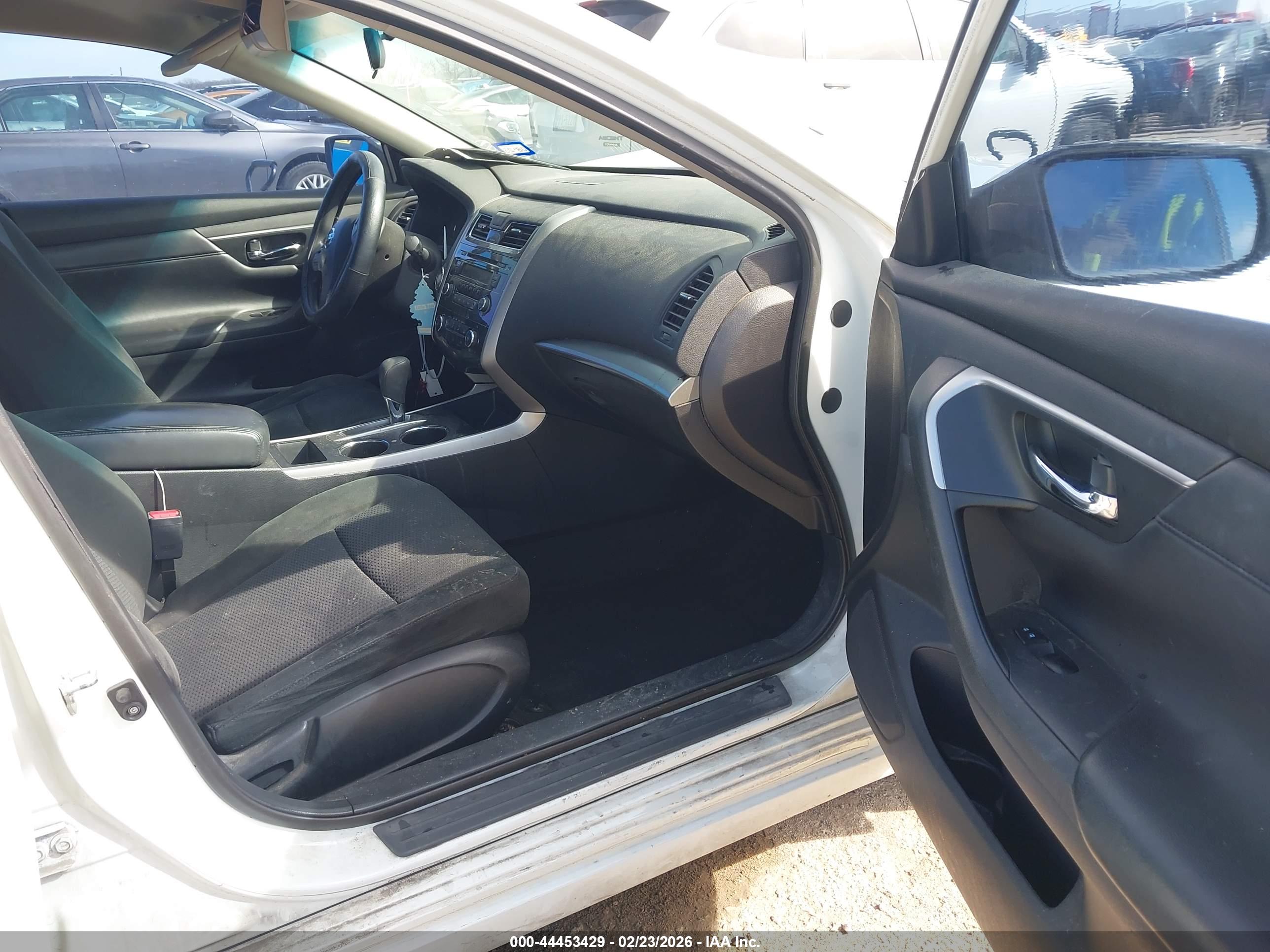 NISSAN ALTIMA image 5