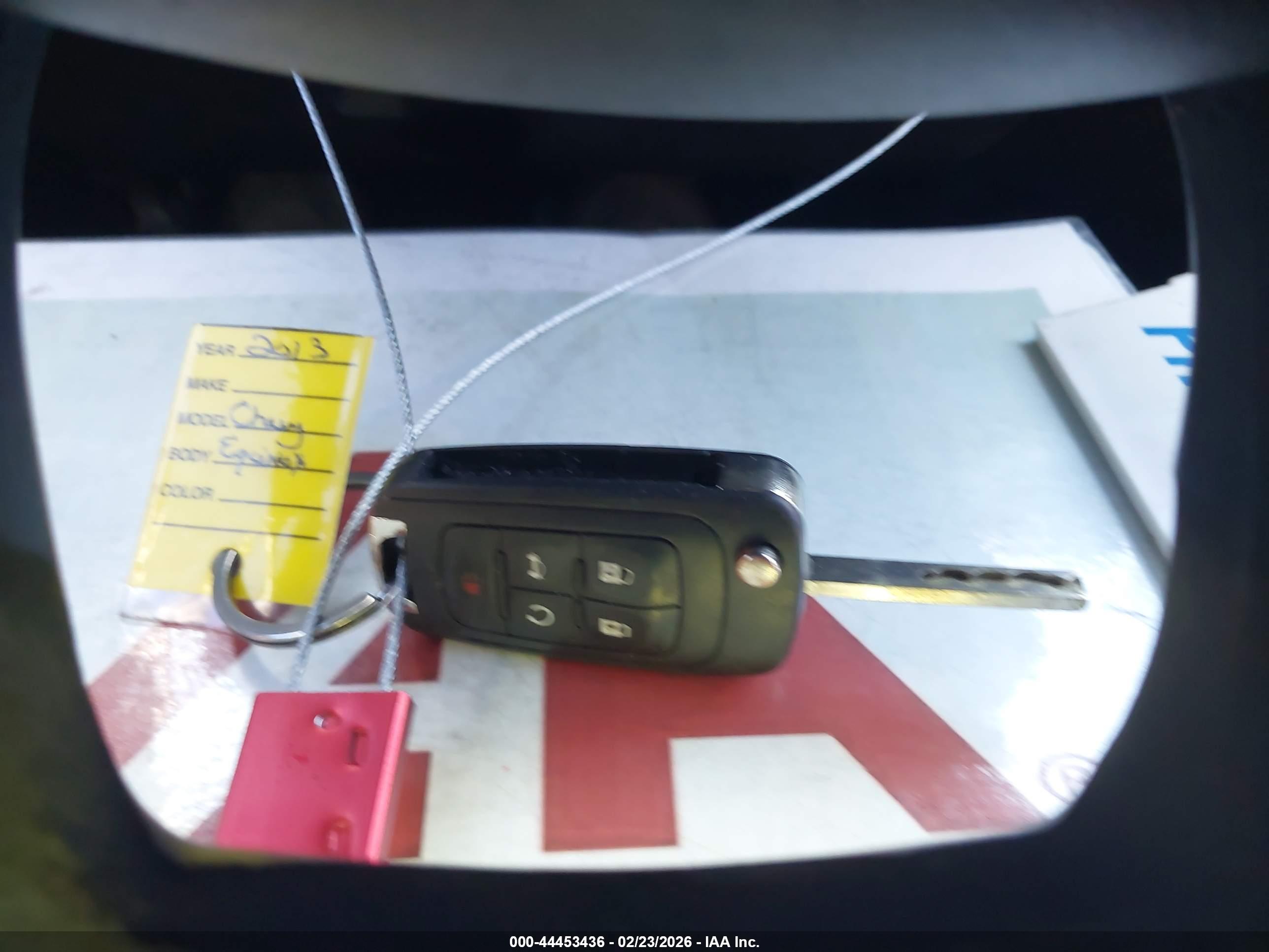 CHEVROLET EQUINOX image 11